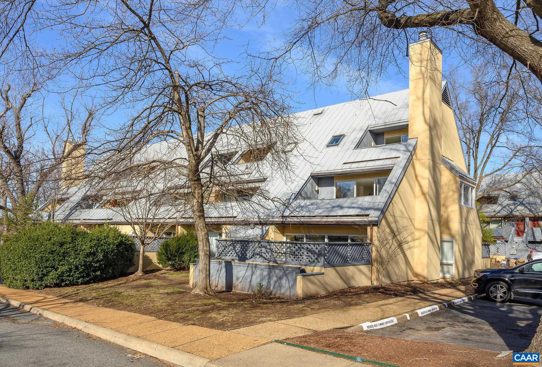 301 NW 2ND ST Unit: C