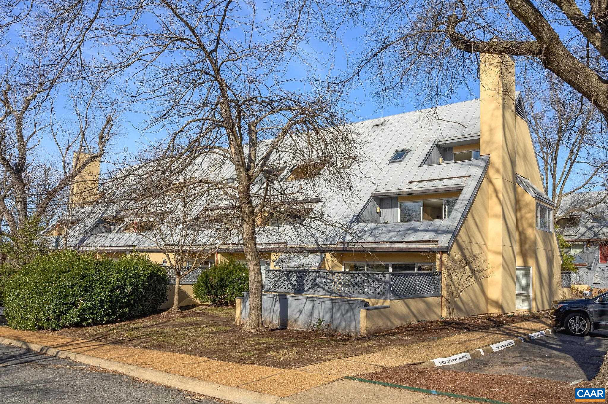 301 NW 2ND ST Unit: C