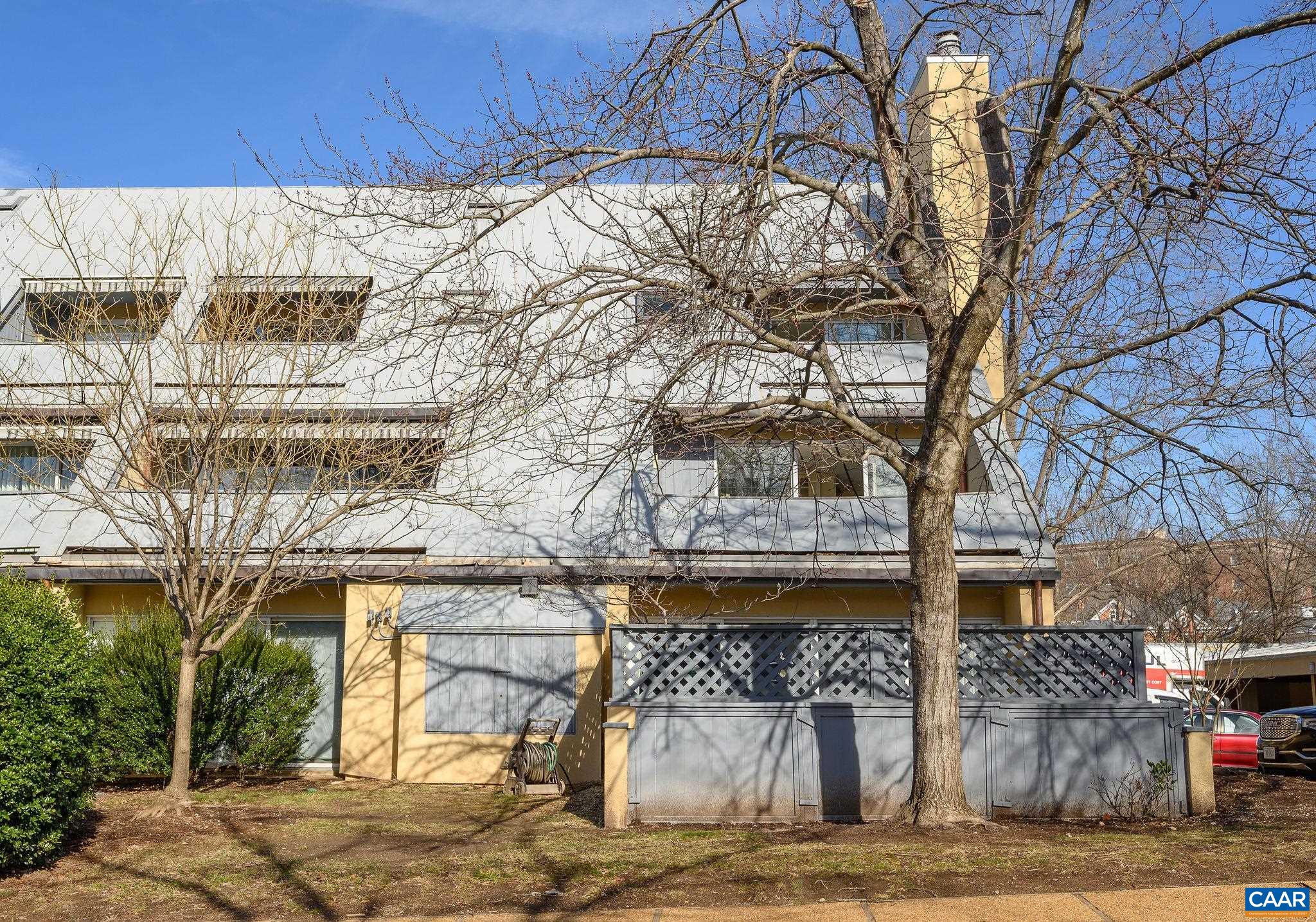 301 NW 2ND ST Unit: C