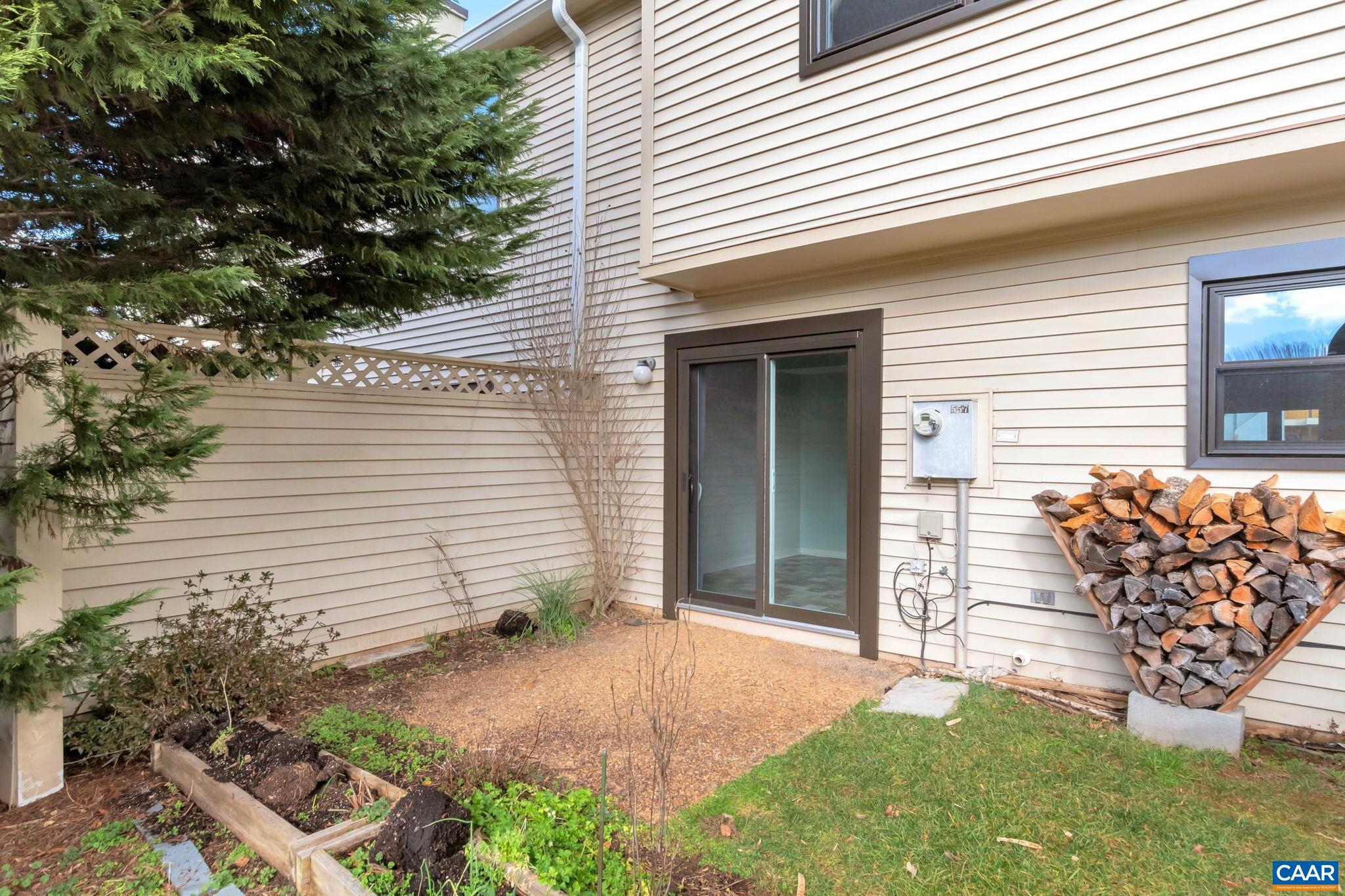 557 MILLSTONE CT