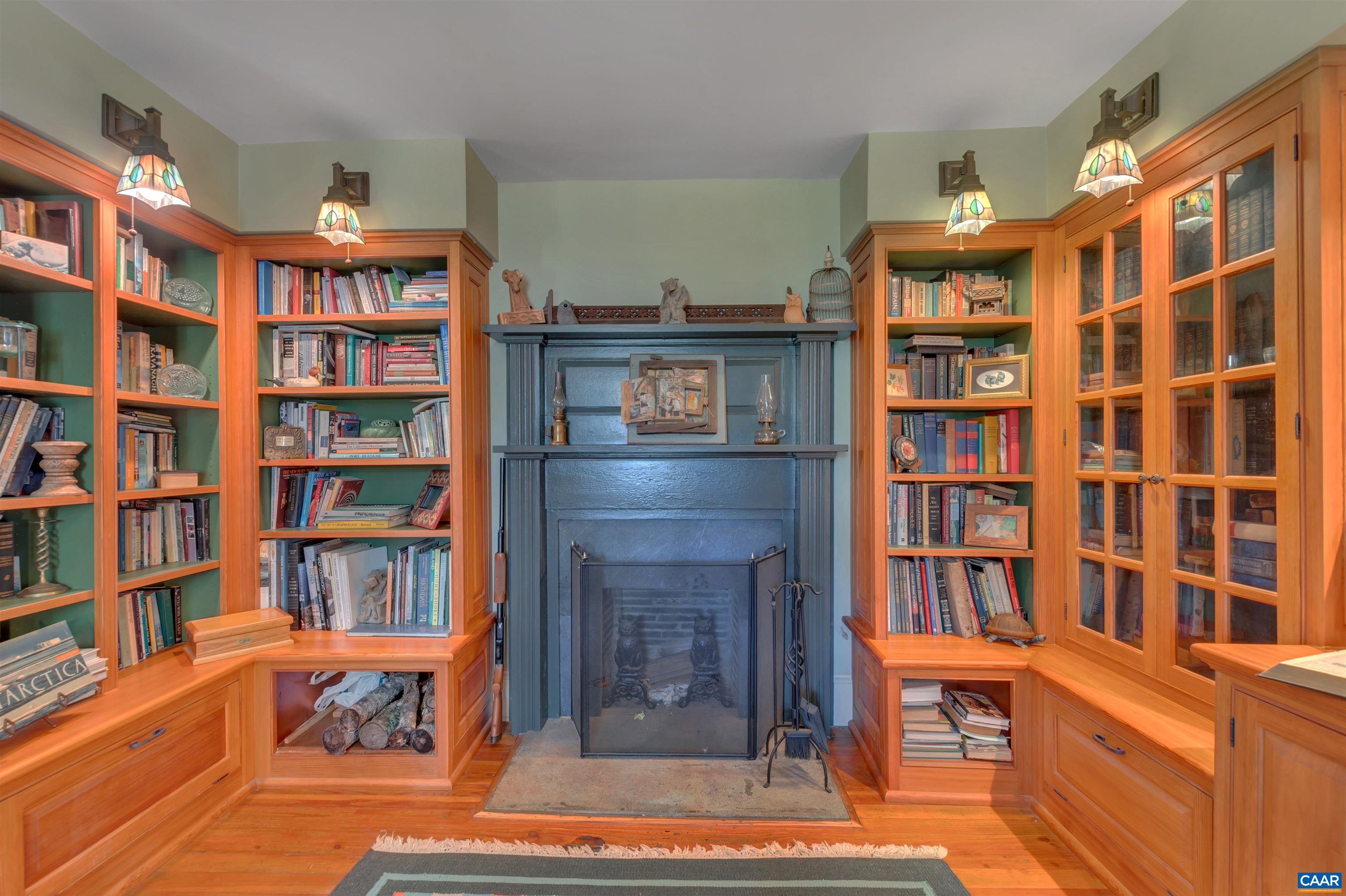 2761 JAMES RIVER RD