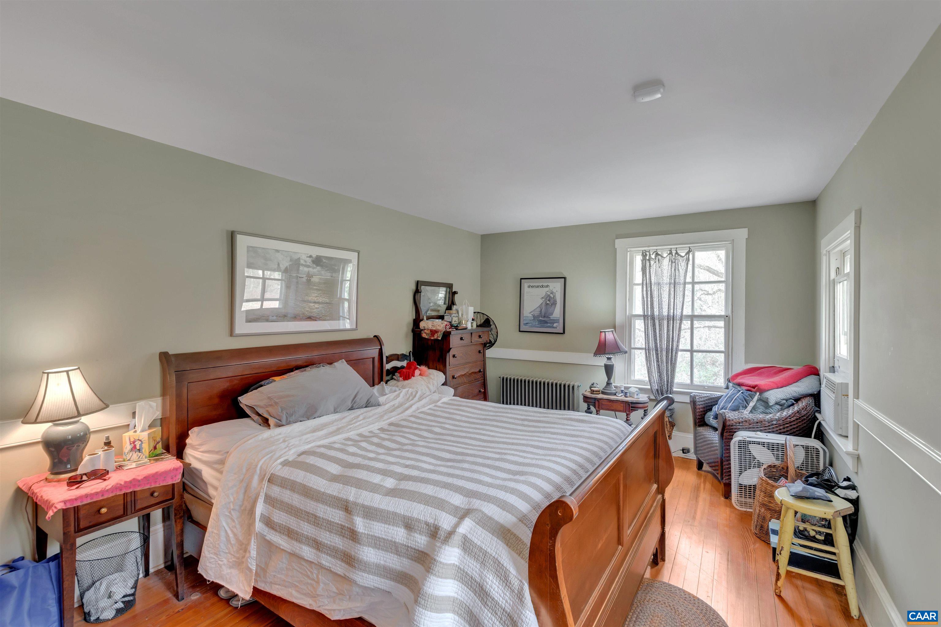 2761 JAMES RIVER RD