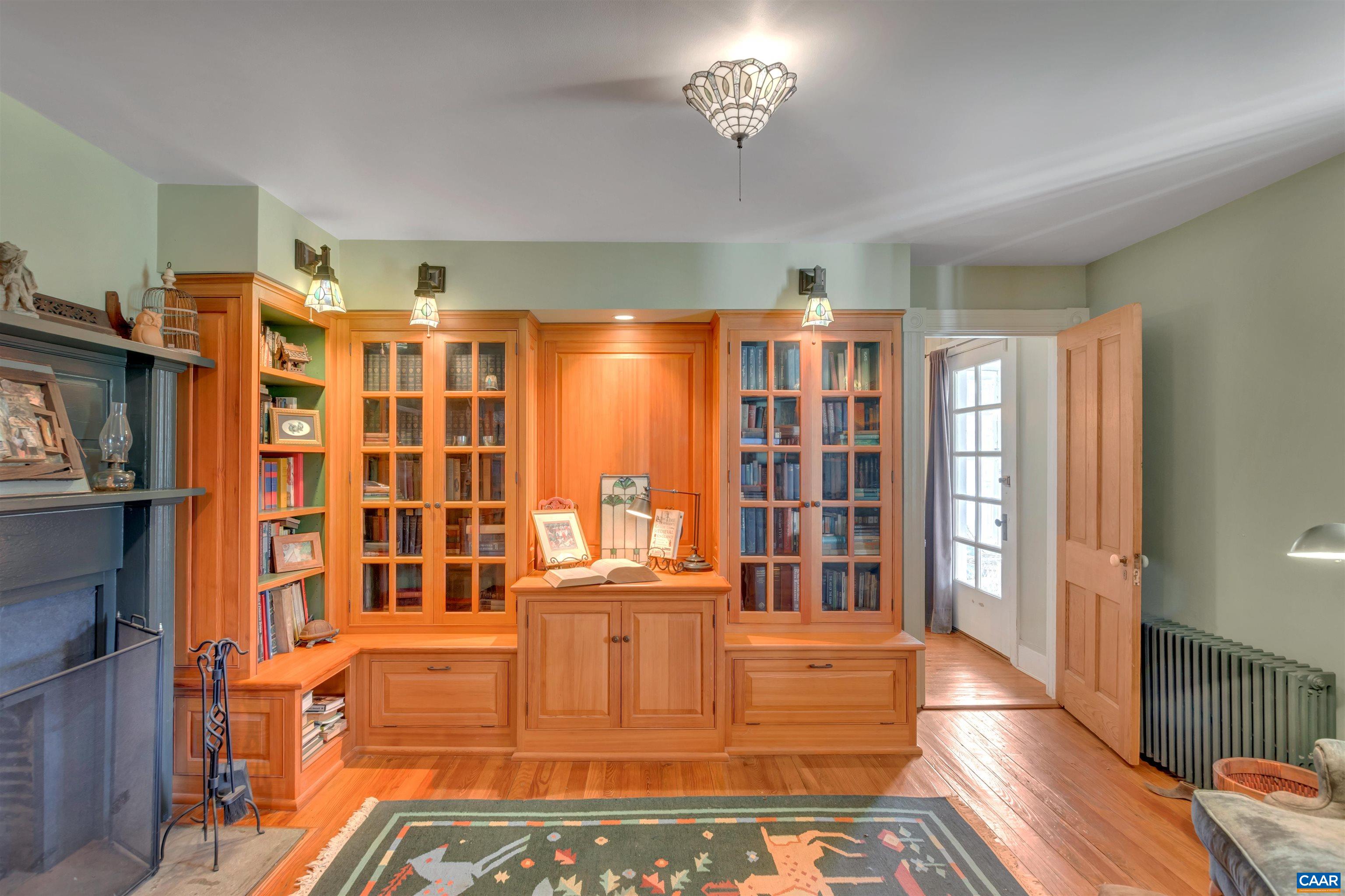 2761 JAMES RIVER RD
