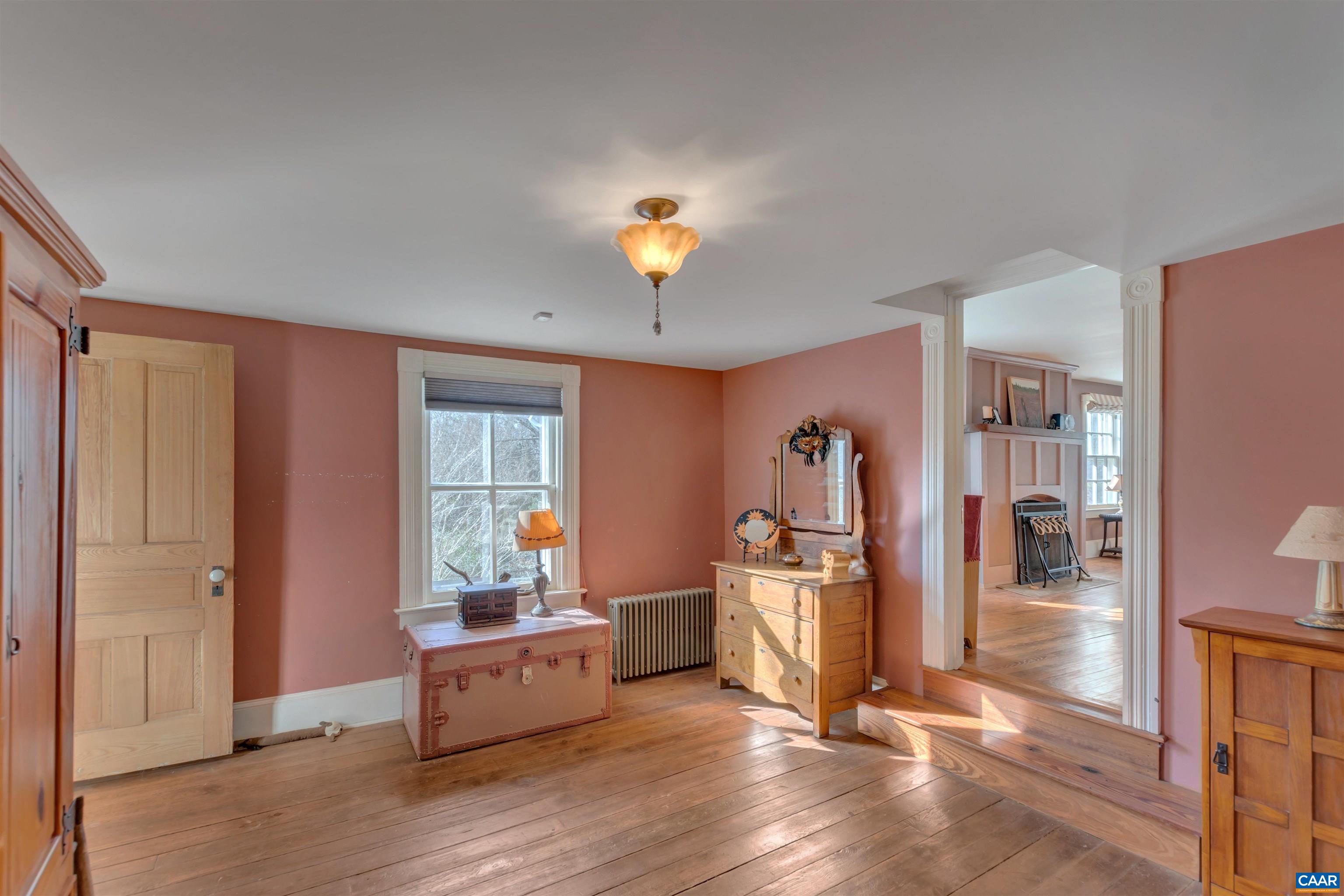 2761 JAMES RIVER RD