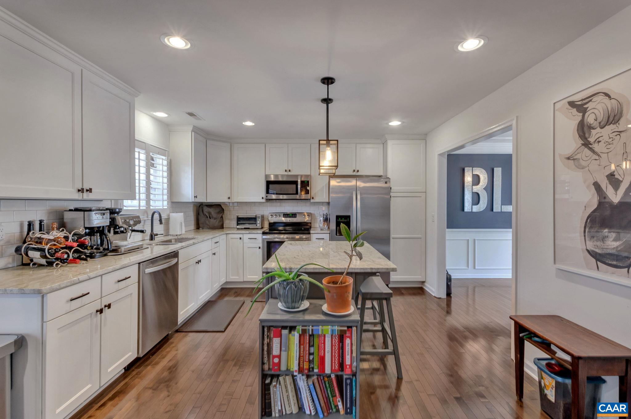 1159 RIVER OAKS LN