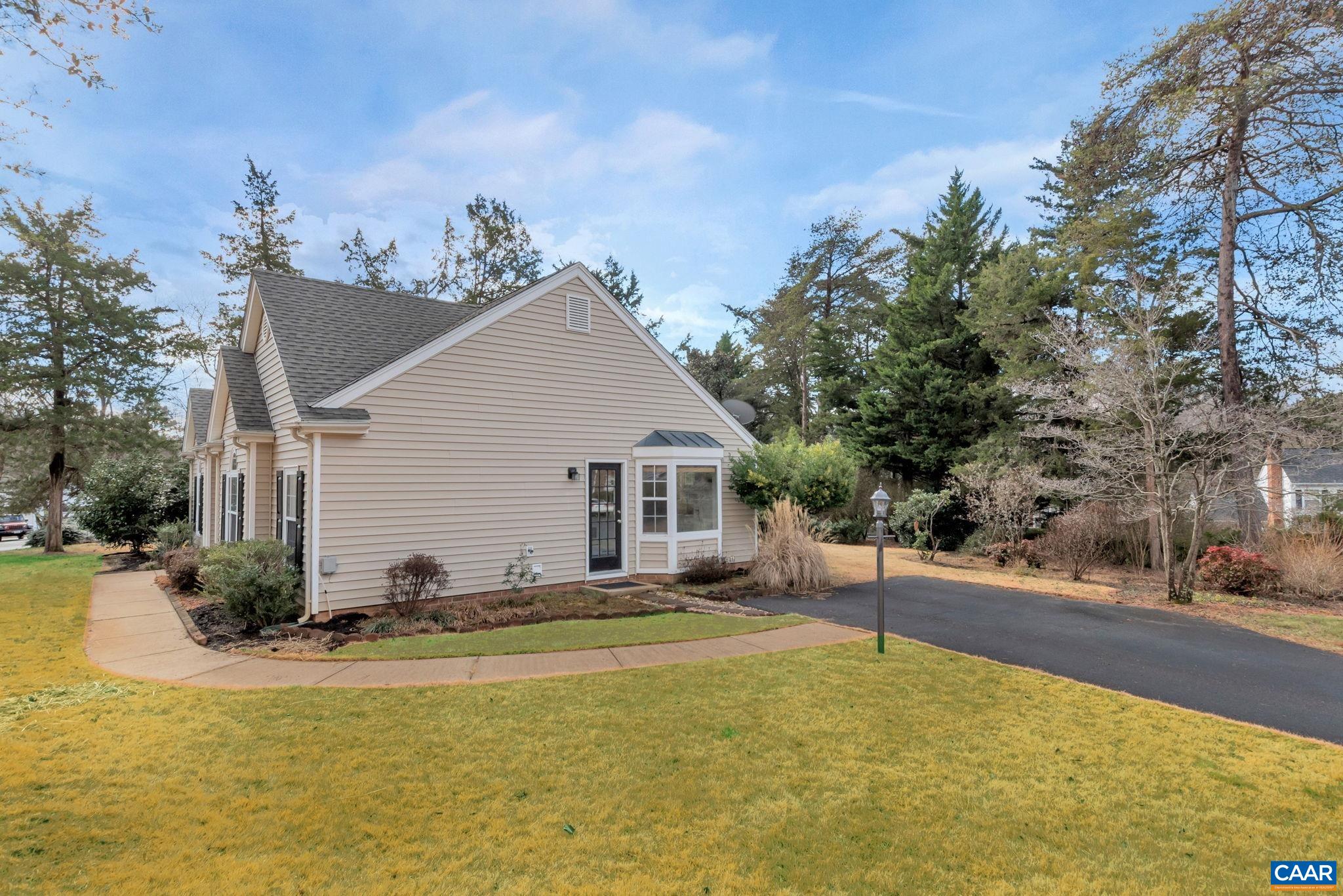 2071 WINTERFIELD CIR