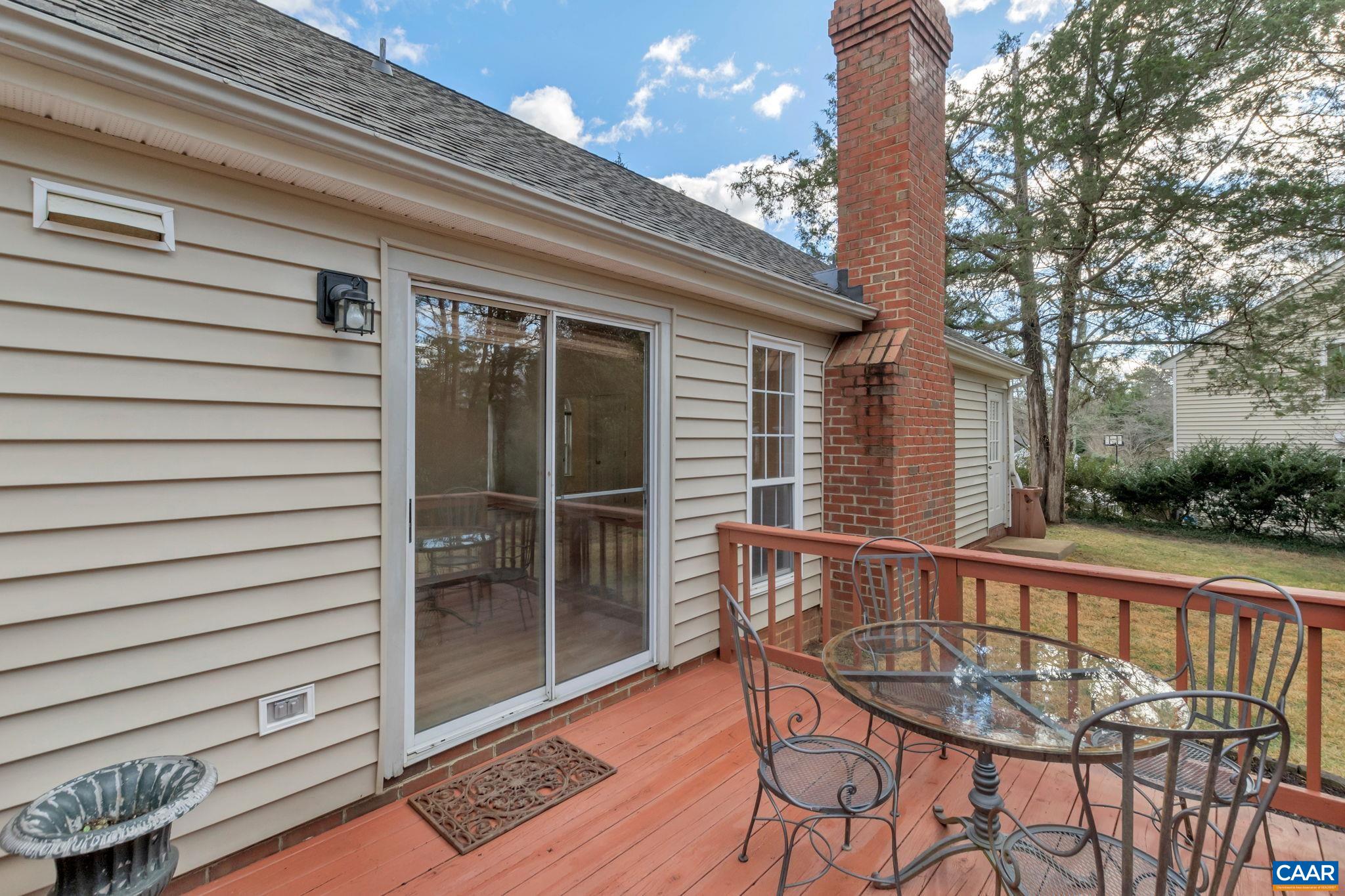 2071 WINTERFIELD CIR