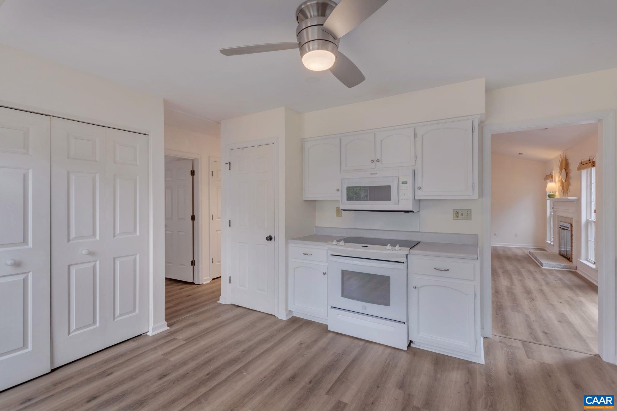 2071 WINTERFIELD CIR