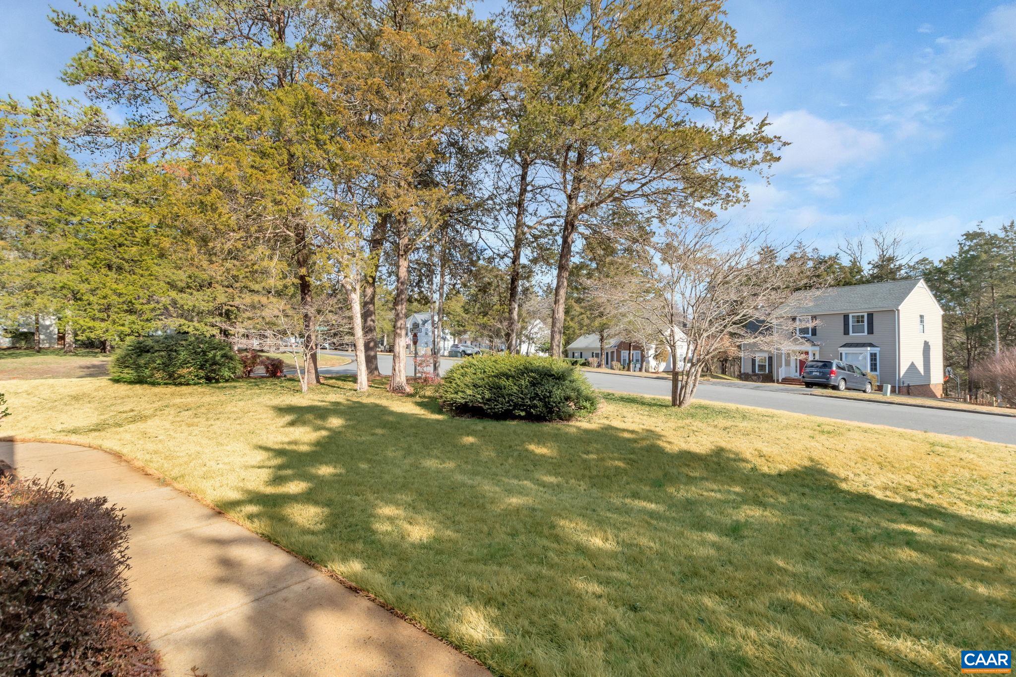 2071 WINTERFIELD CIR