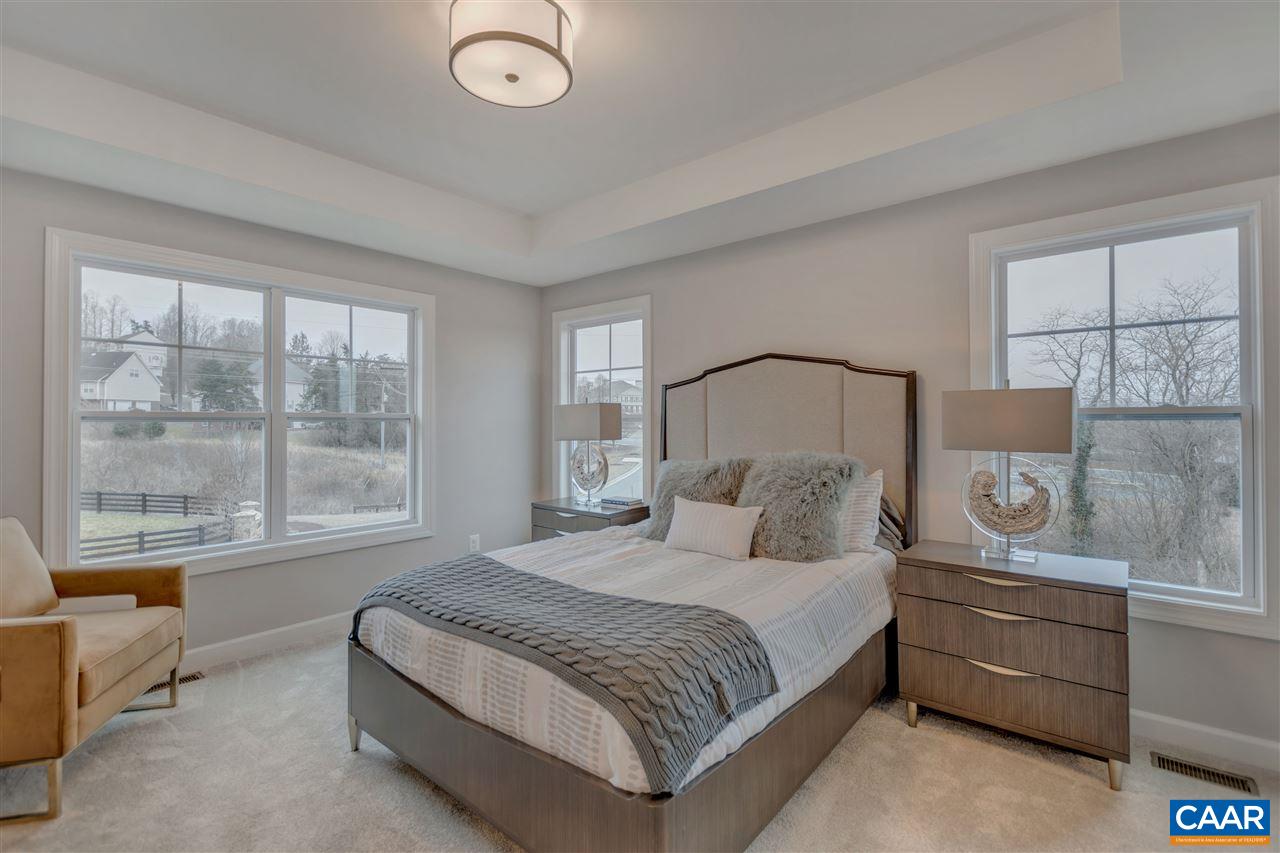 3701 THICKET RUN PL