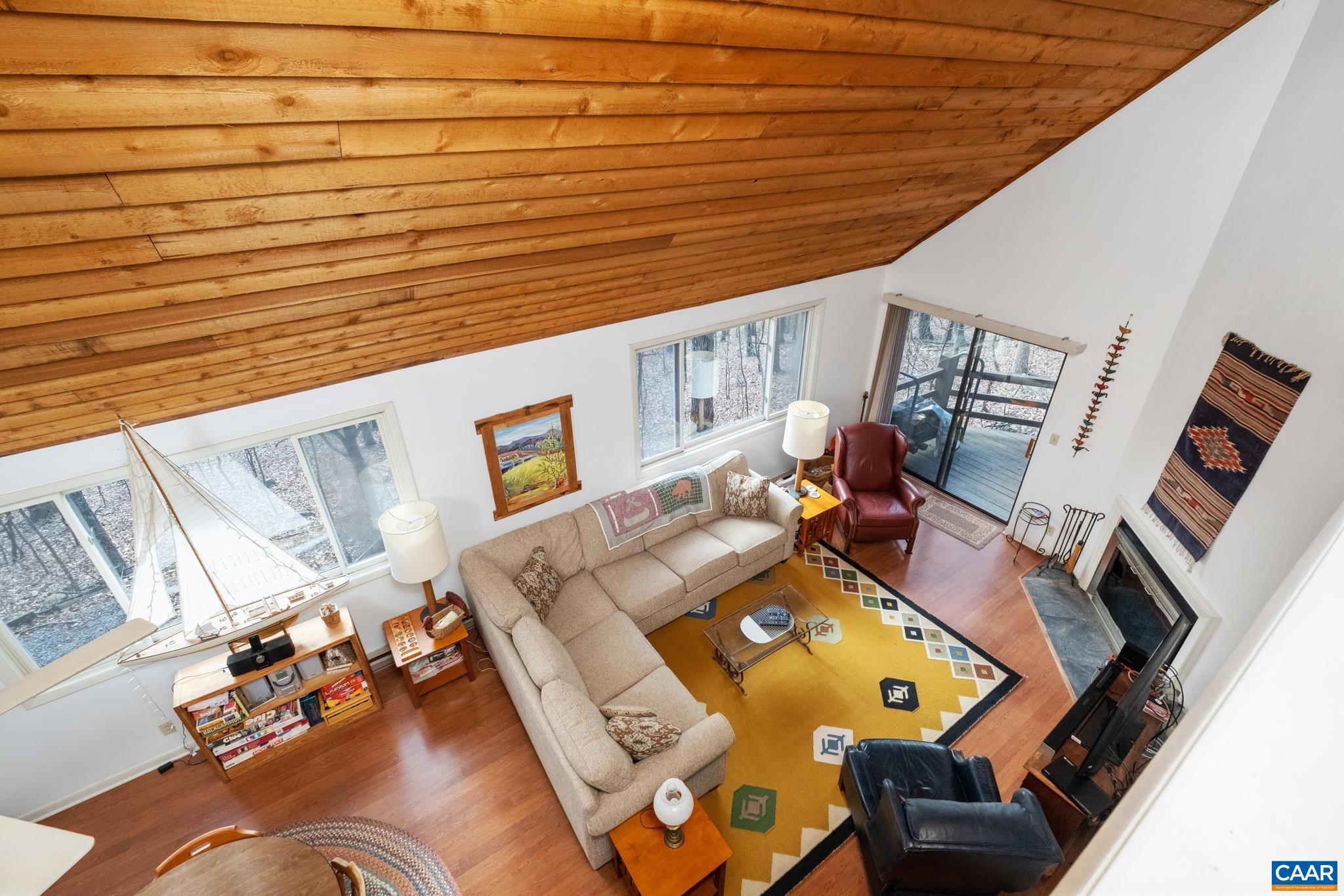75 HICKORYNUT RD