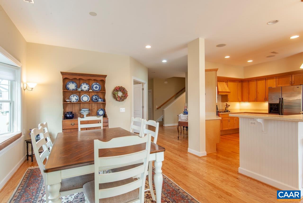 165 ROSEWOOD DR