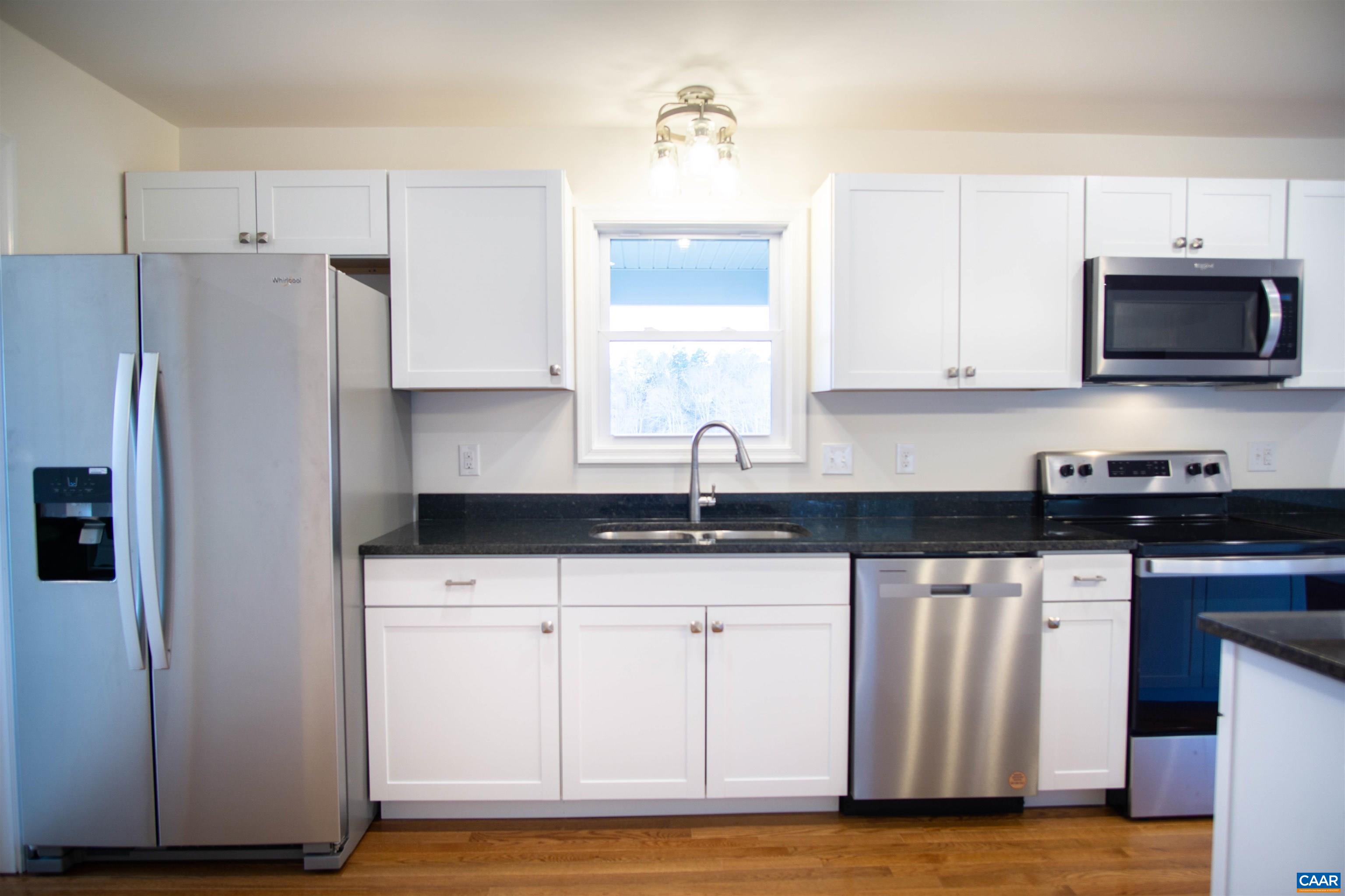 51 E DAFFODIL DR