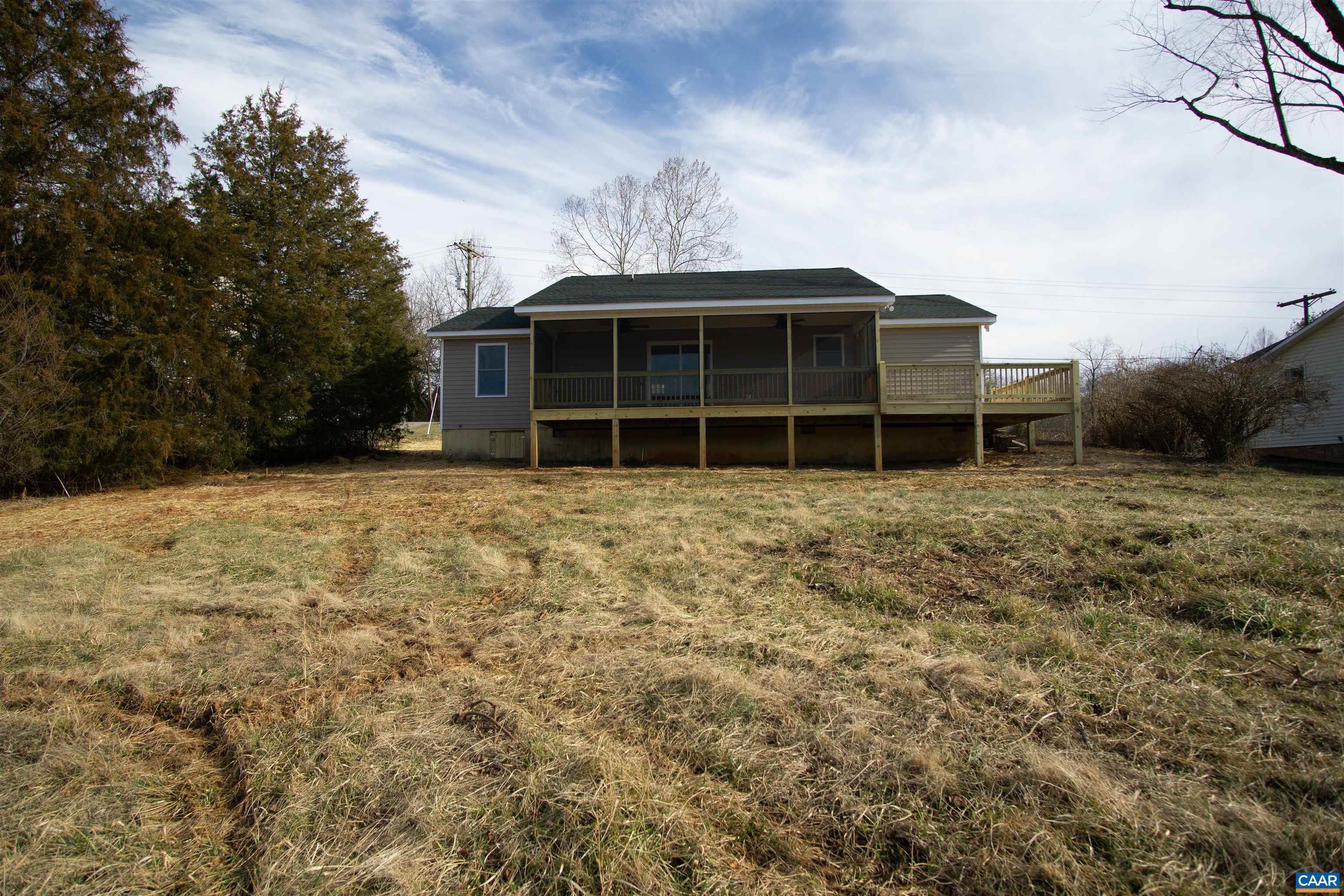 51 E DAFFODIL DR