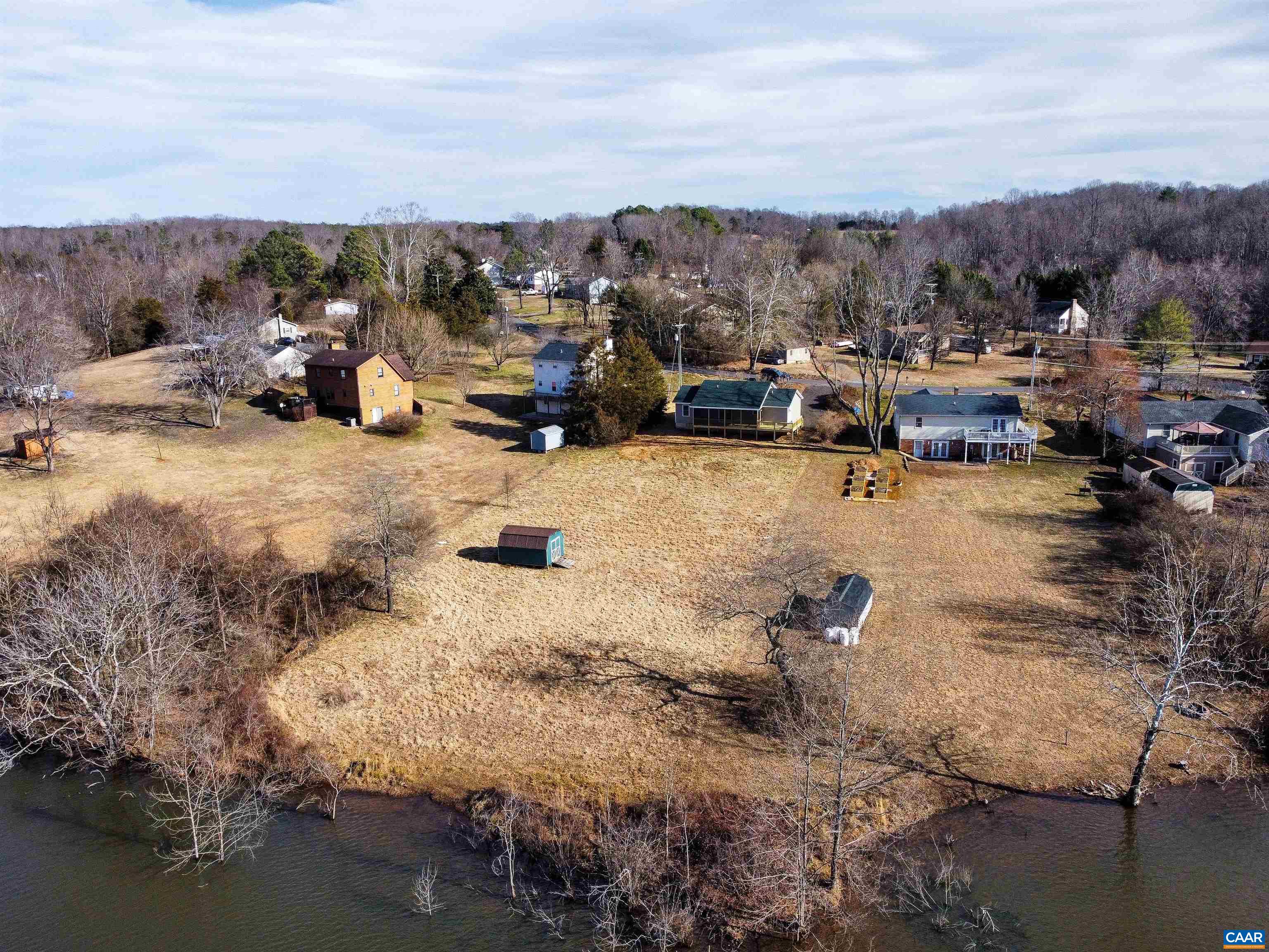 51 E DAFFODIL DR