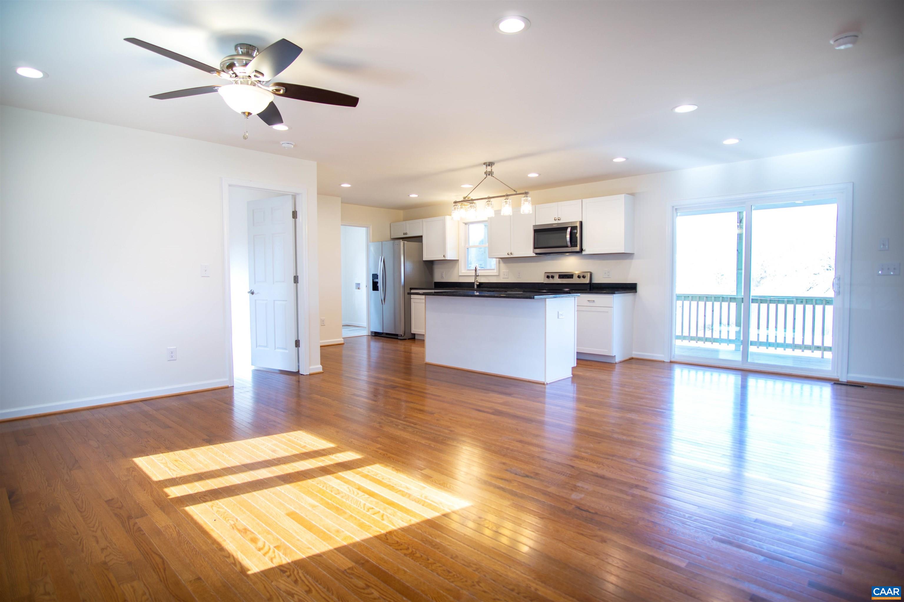 51 E DAFFODIL DR