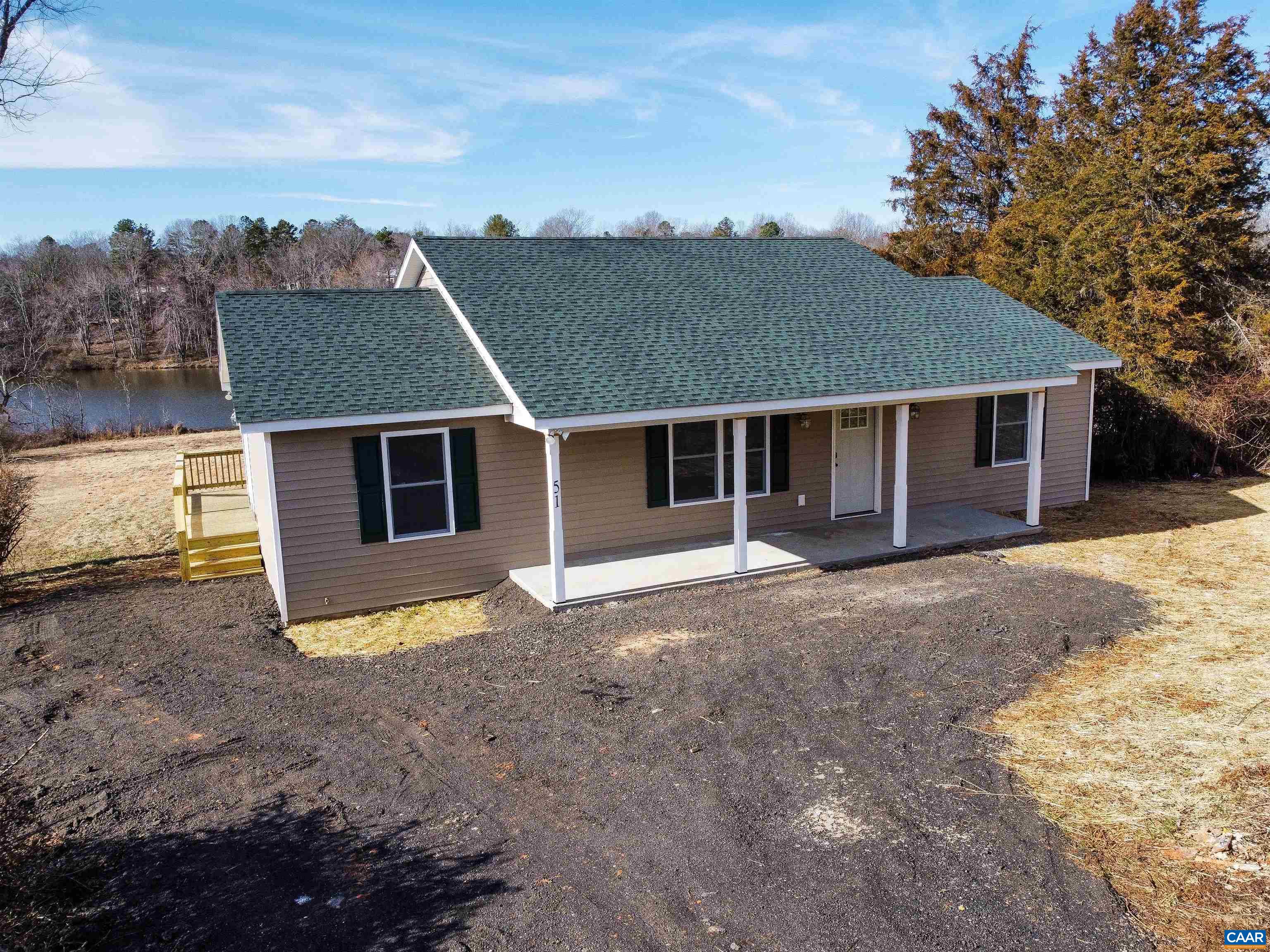 51 E DAFFODIL DR