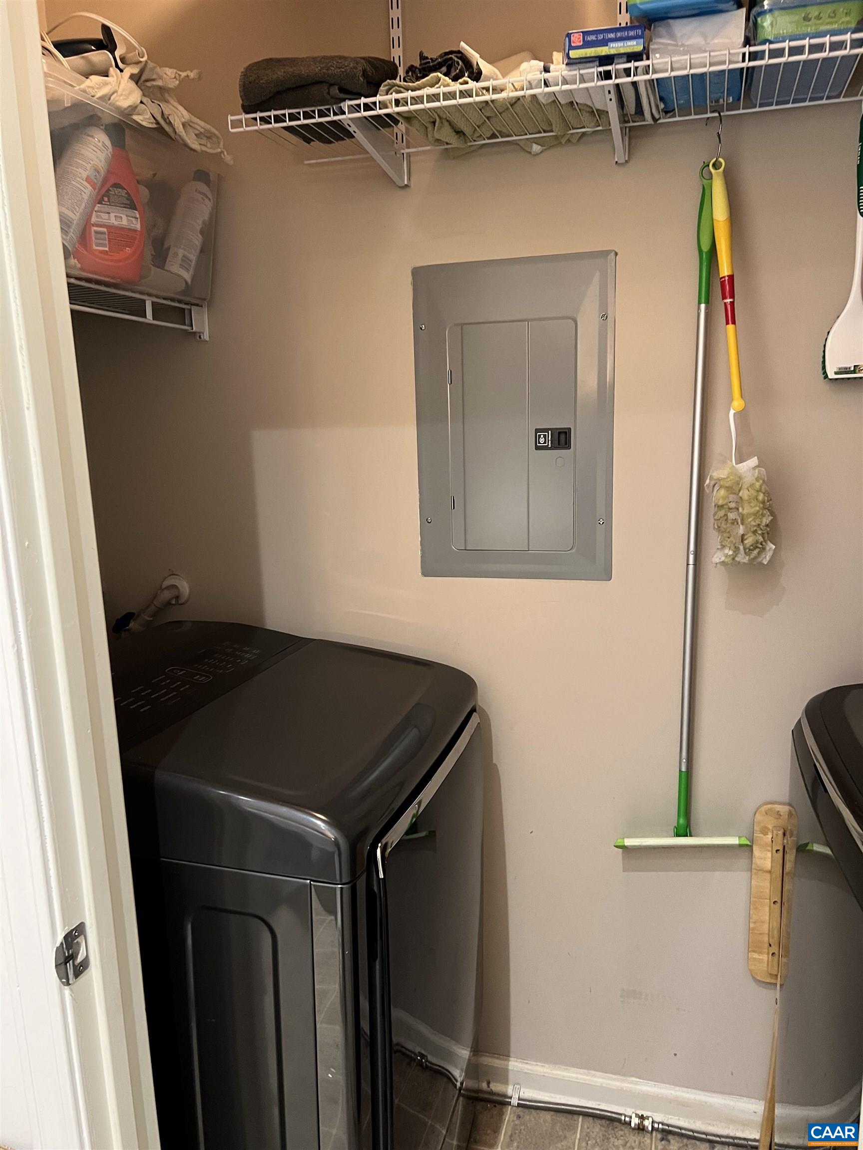 740 WALKER SQ Unit: 3a