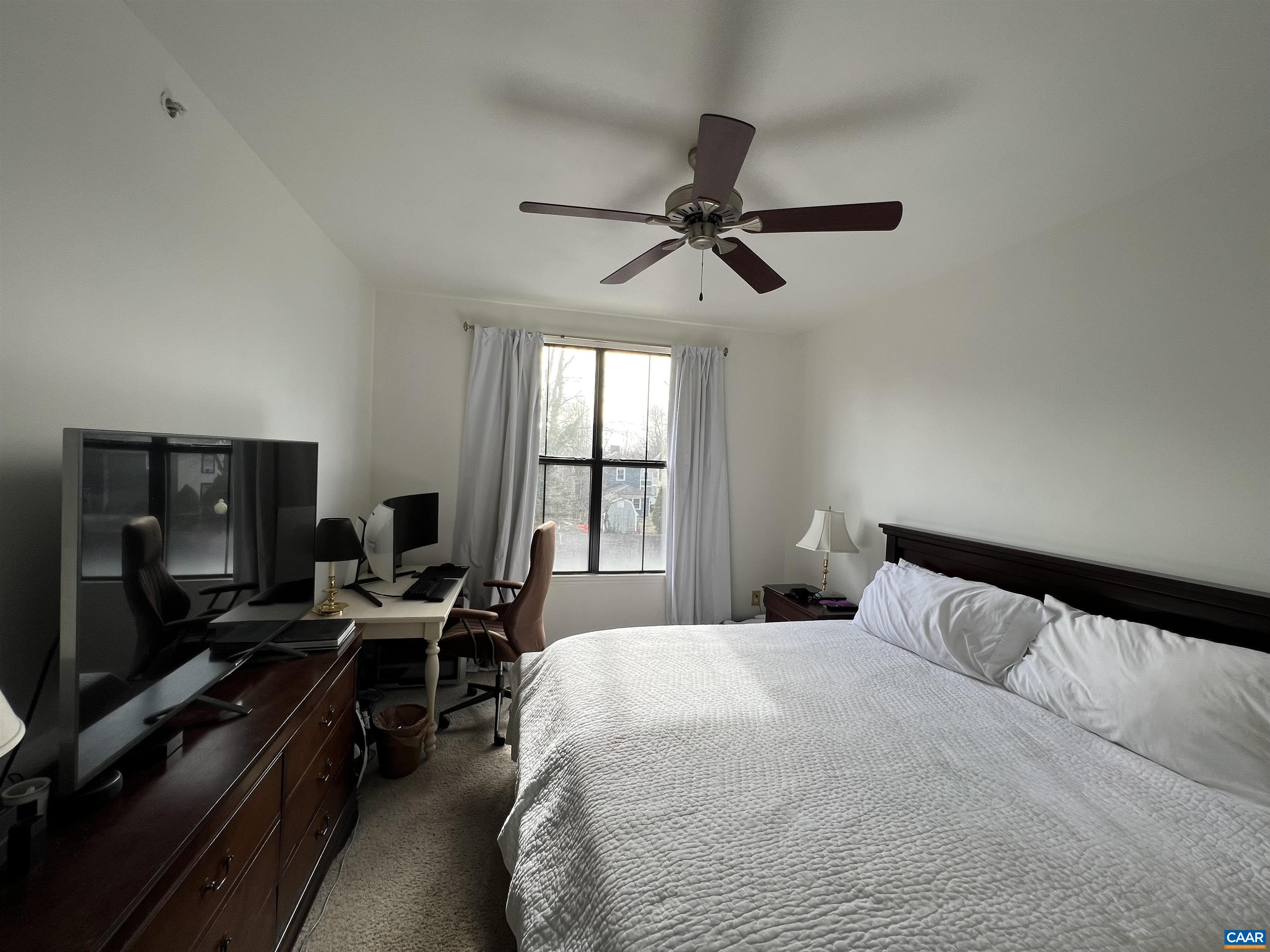 740 WALKER SQ Unit: 3a