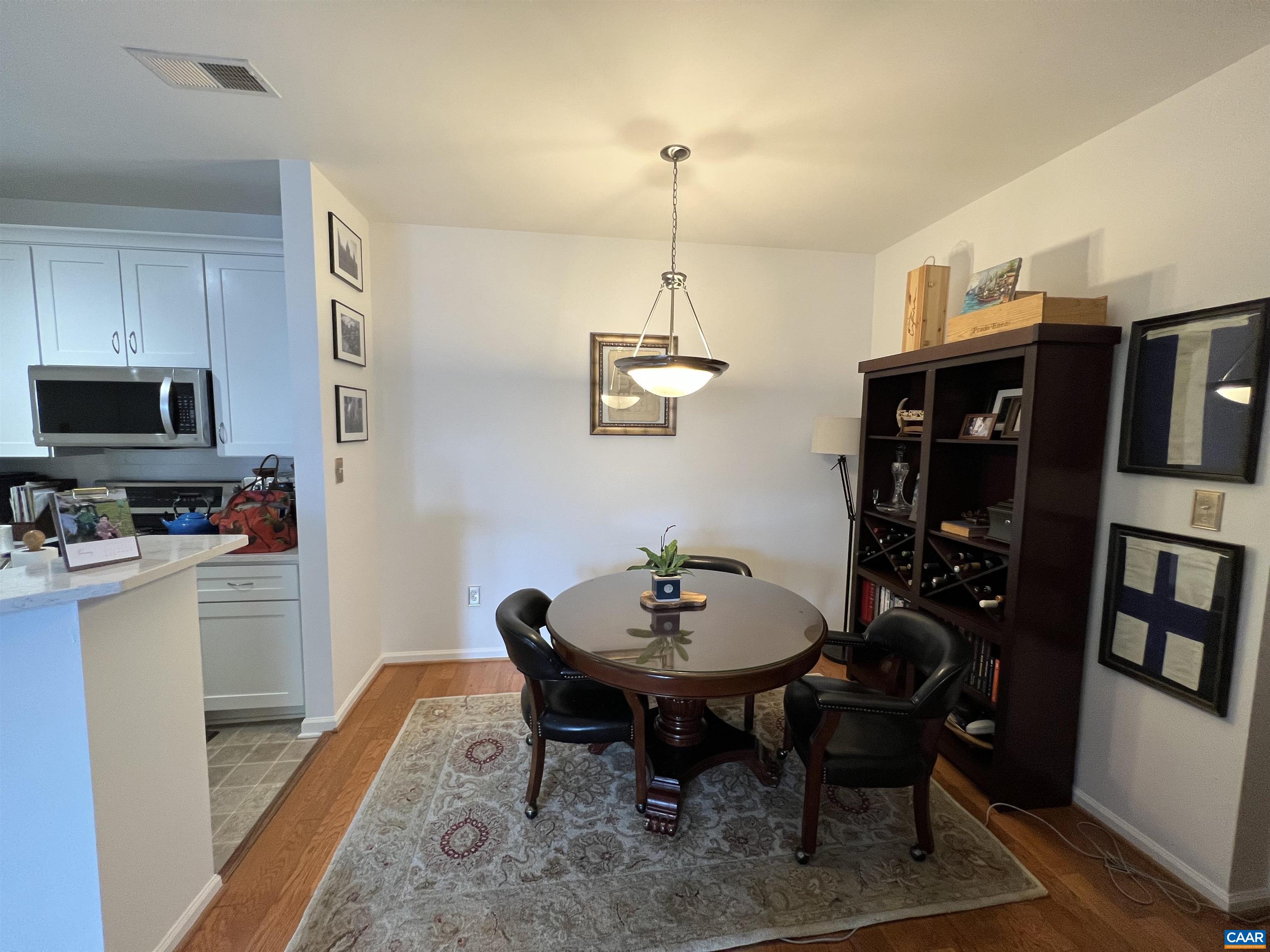 740 WALKER SQ Unit: 3a
