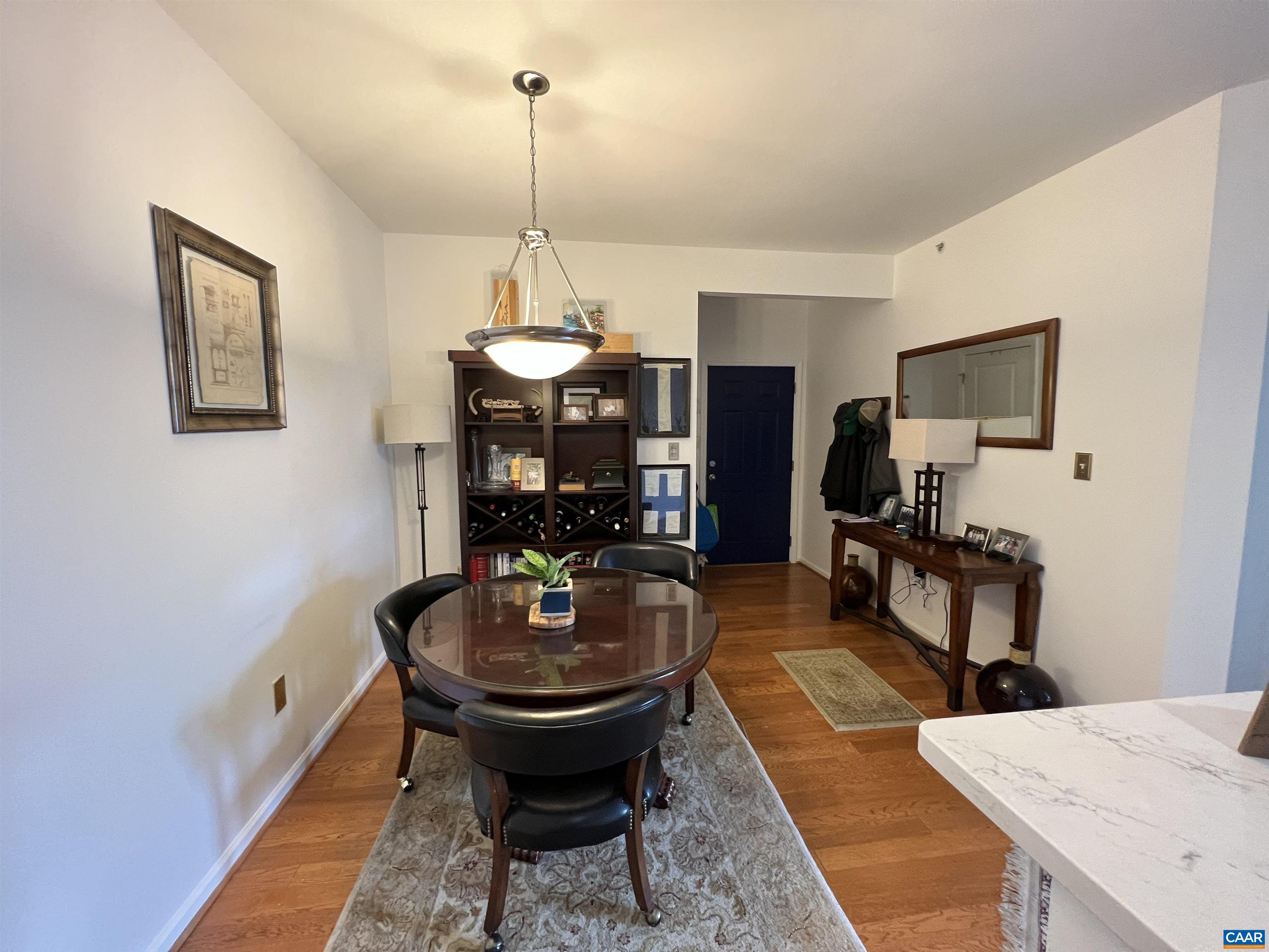 740 WALKER SQ Unit: 3a