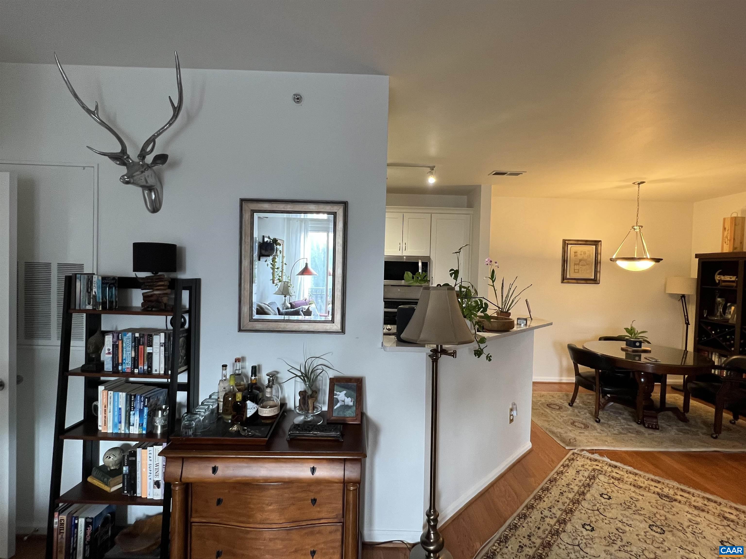 740 WALKER SQ Unit: 3a