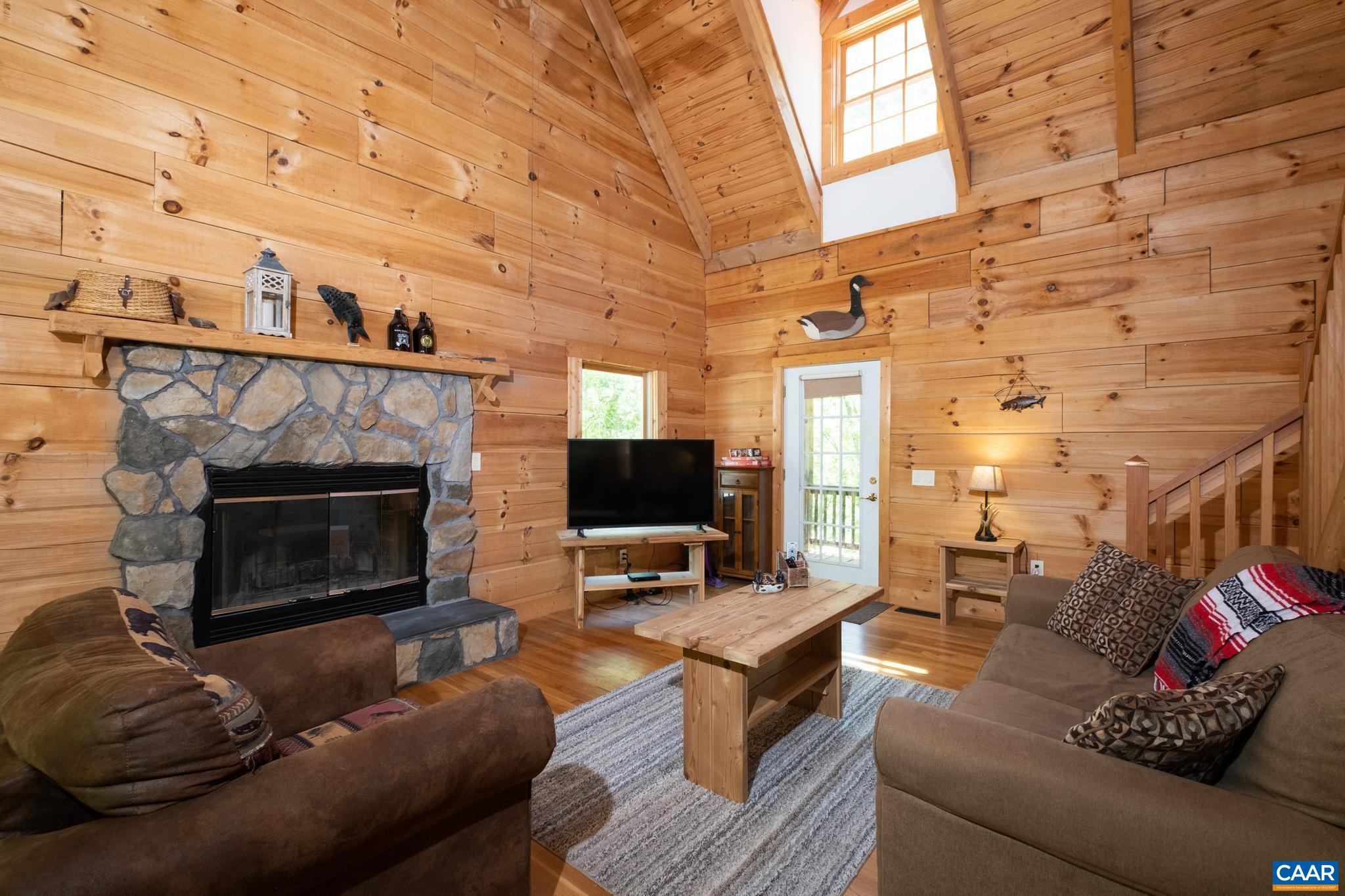 2970 CEDAR CREEK RD