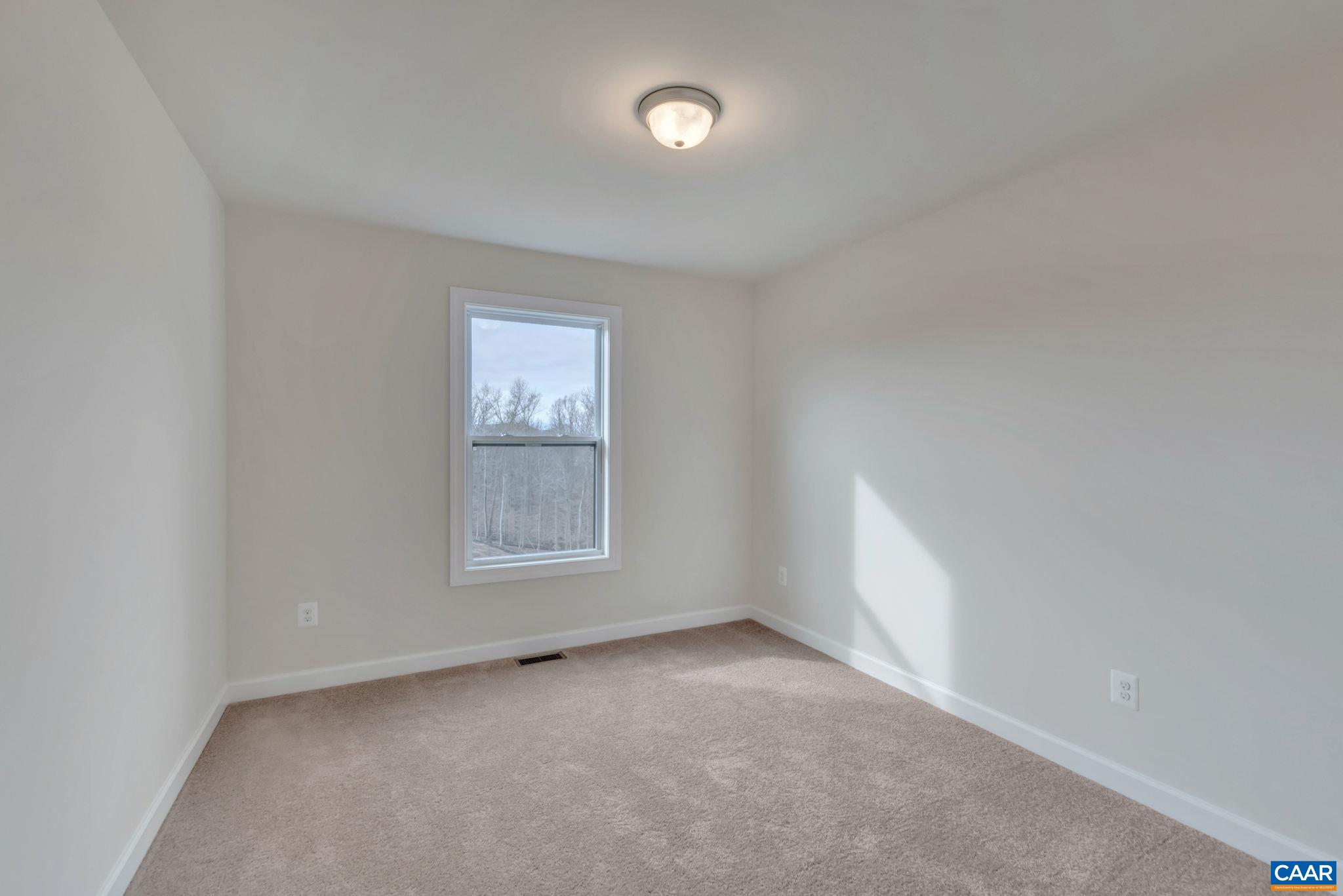 2268 FOWLER CIR