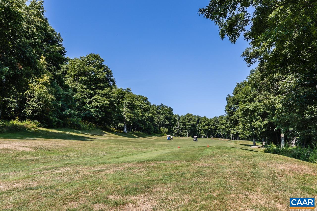 2201 TANNERS RIDGE CONDOS