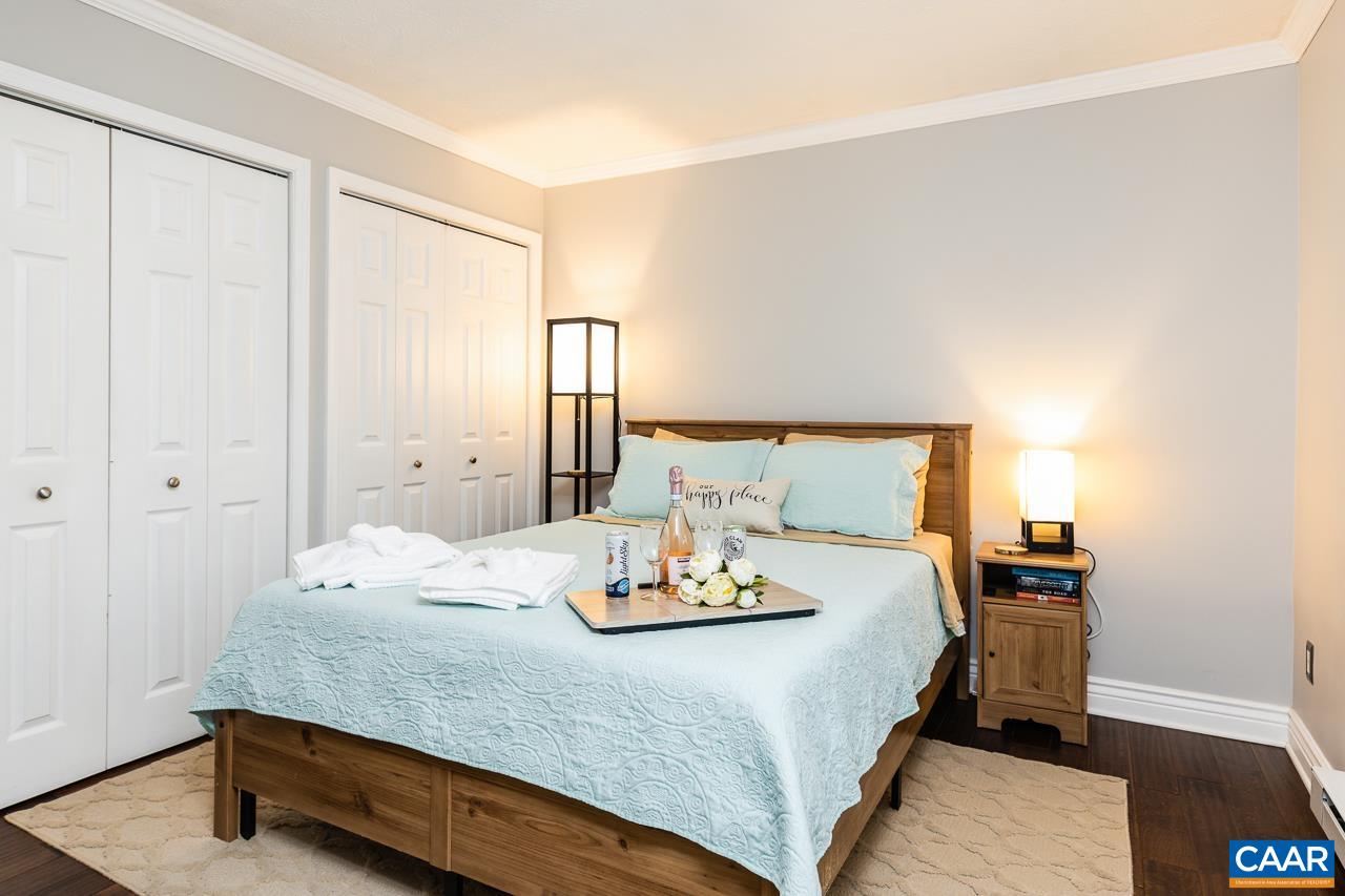 2201 TANNERS RIDGE CONDOS