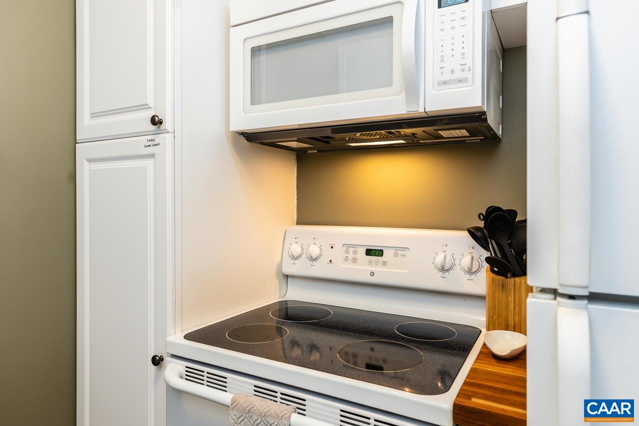 2201 TANNERS RIDGE CONDOS