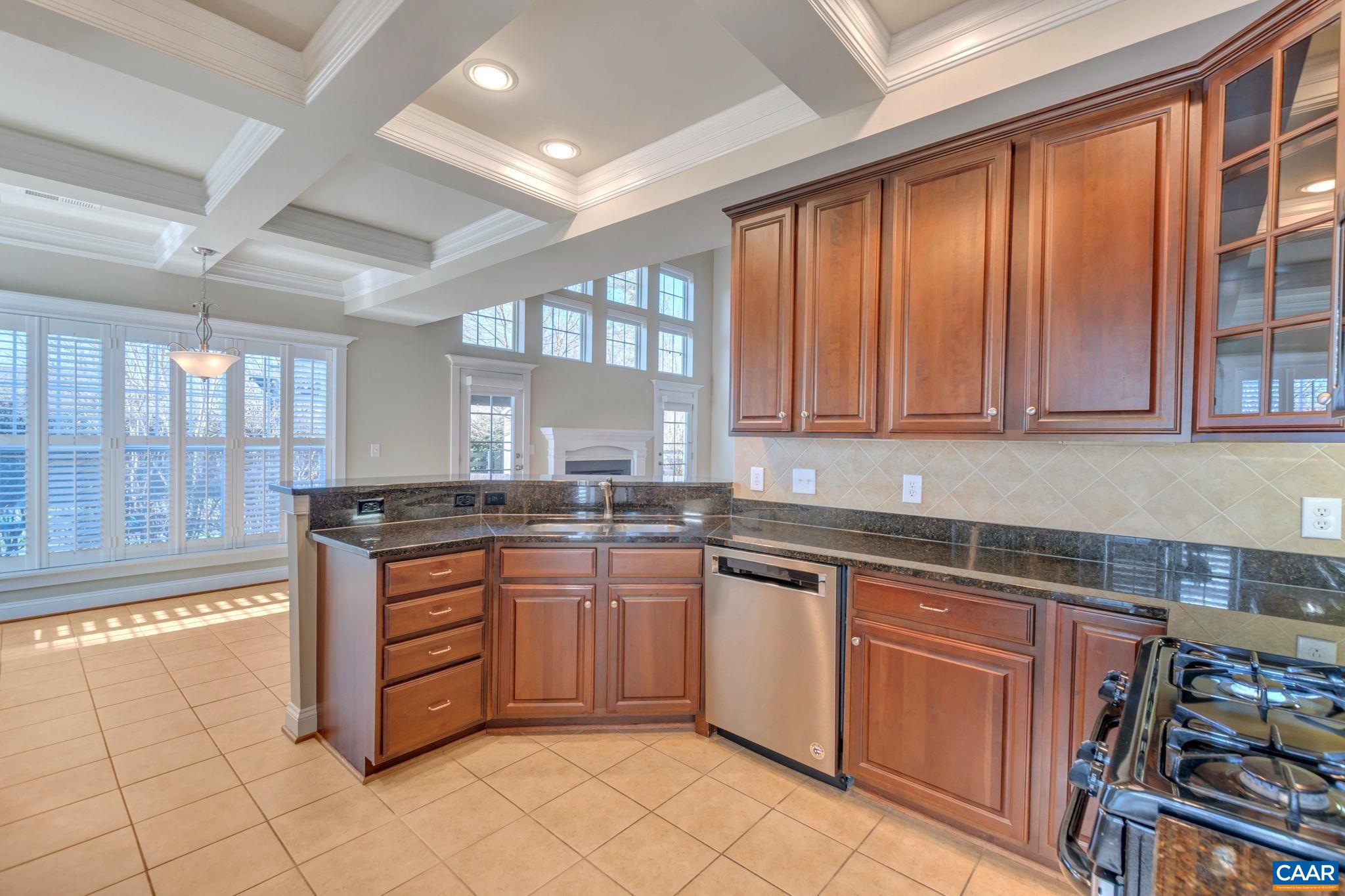 5255 PARK RIDGE CT