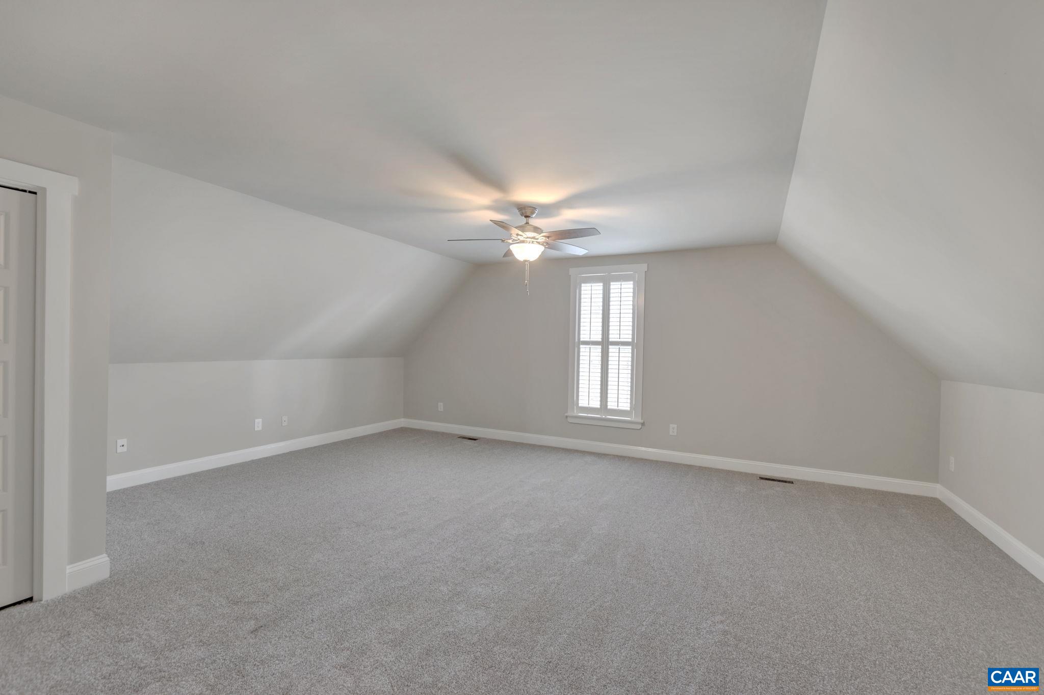 5255 PARK RIDGE CT