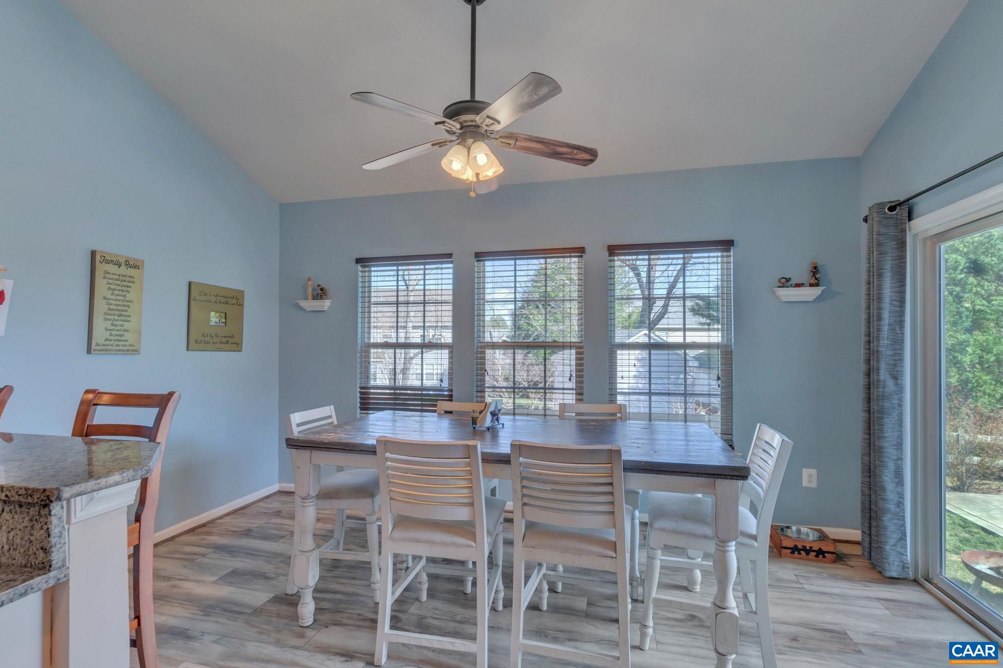 2216 KENDALL CT