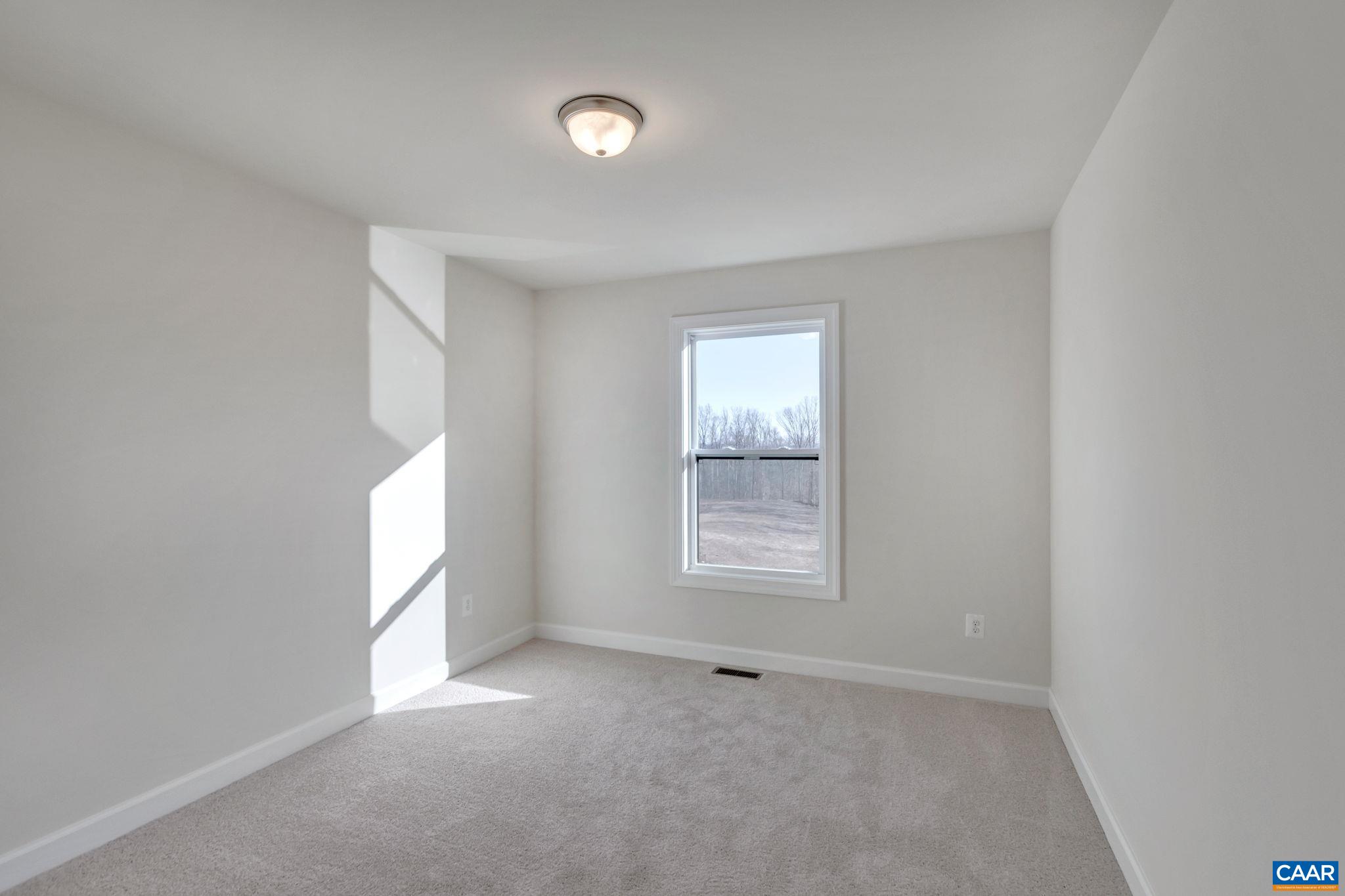 2266 FOWLER CIR