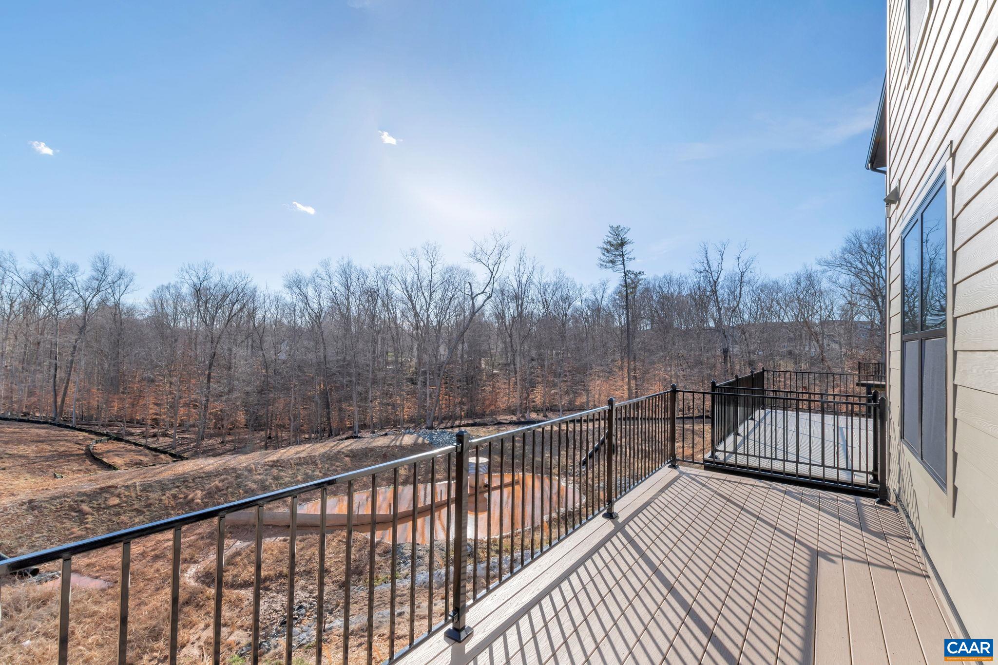2266 FOWLER CIR