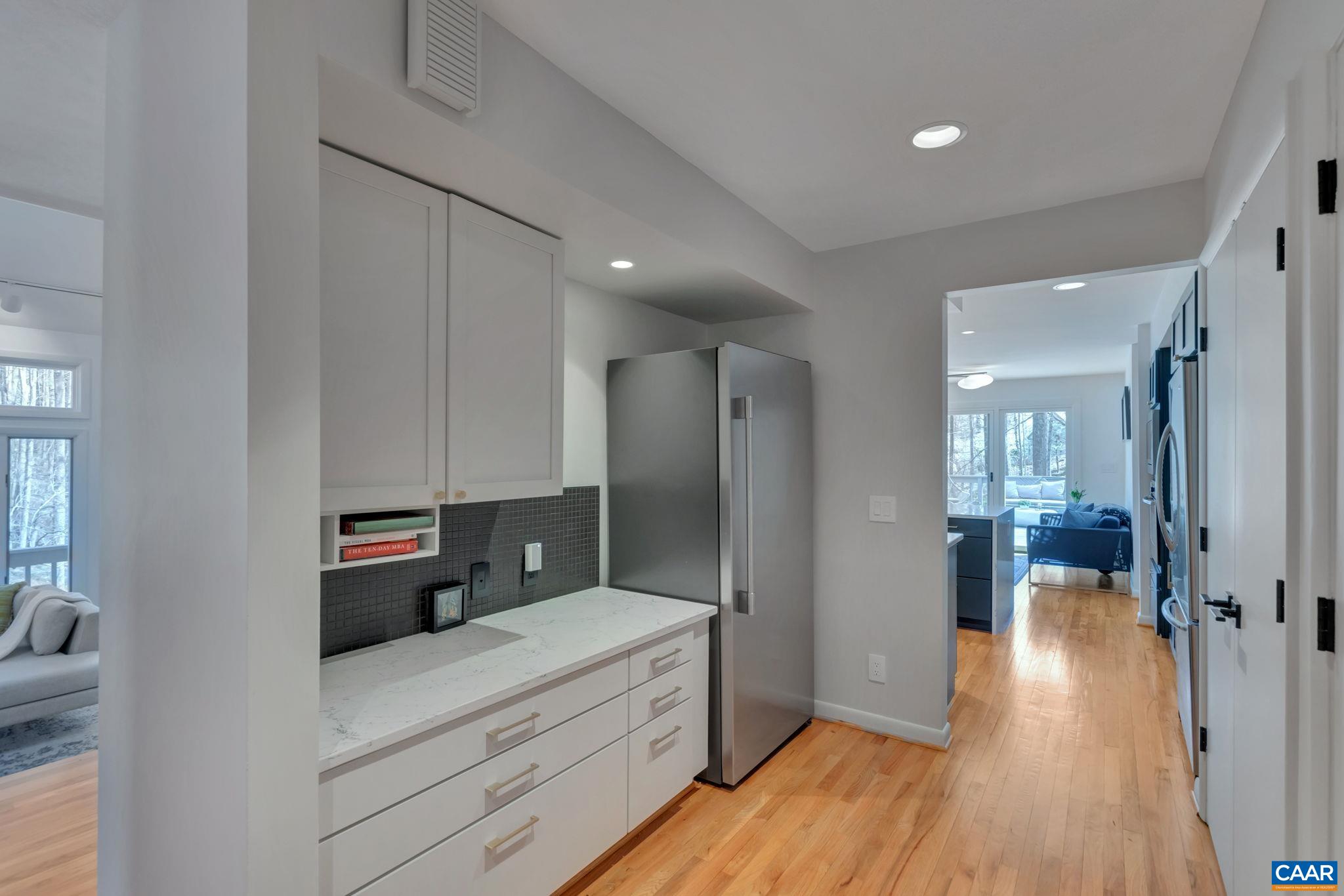 105 ROWLEDGE PL