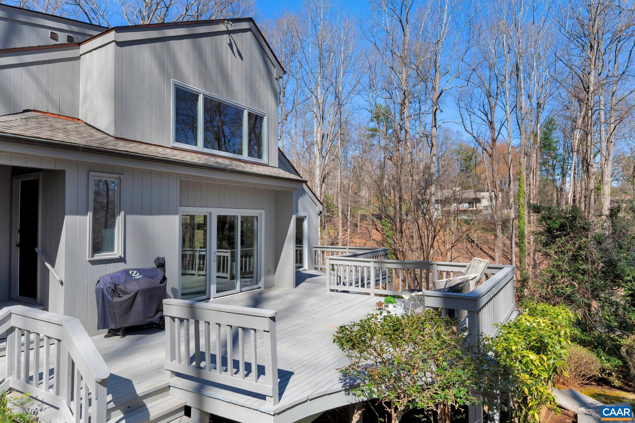 105 ROWLEDGE PL