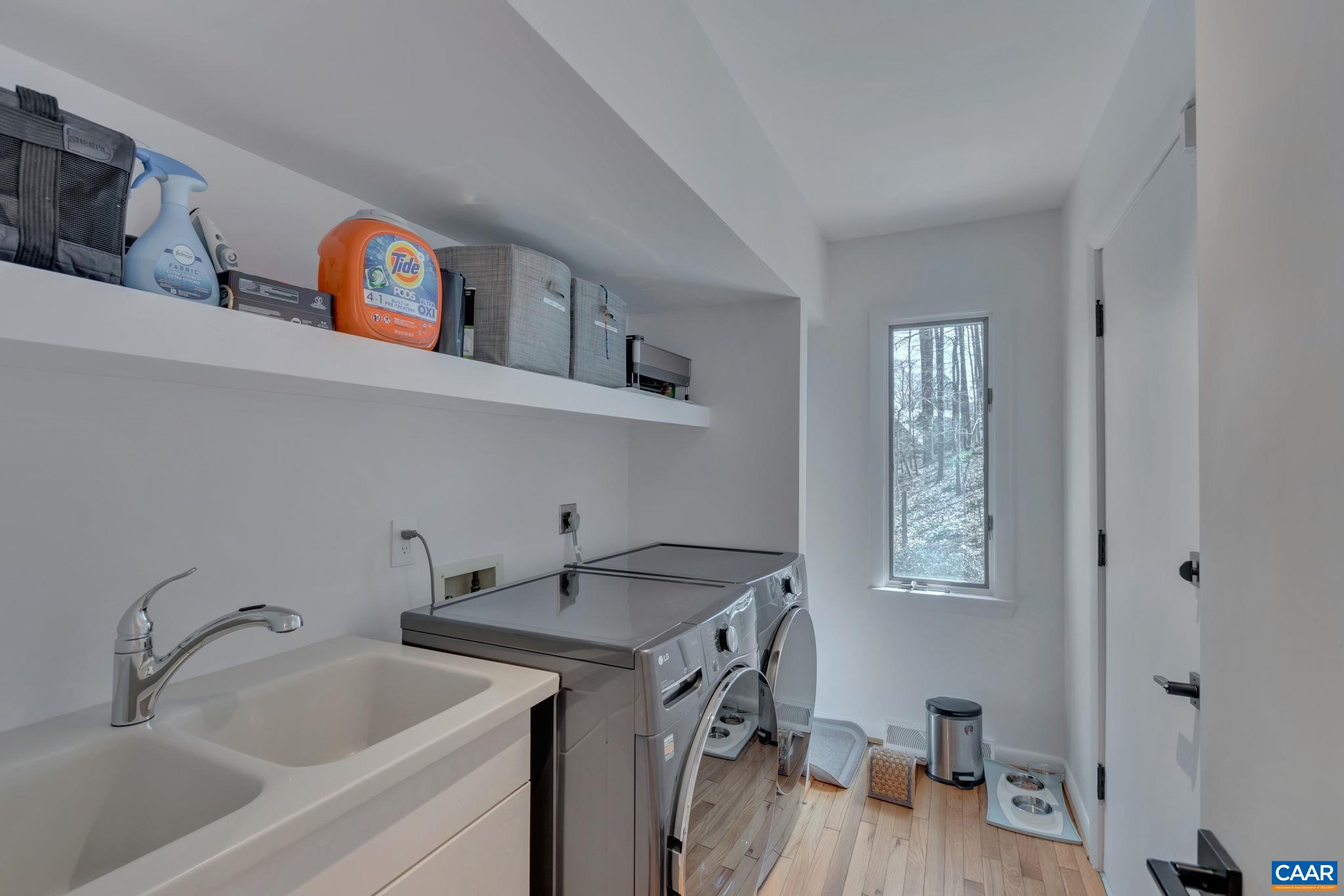 105 ROWLEDGE PL