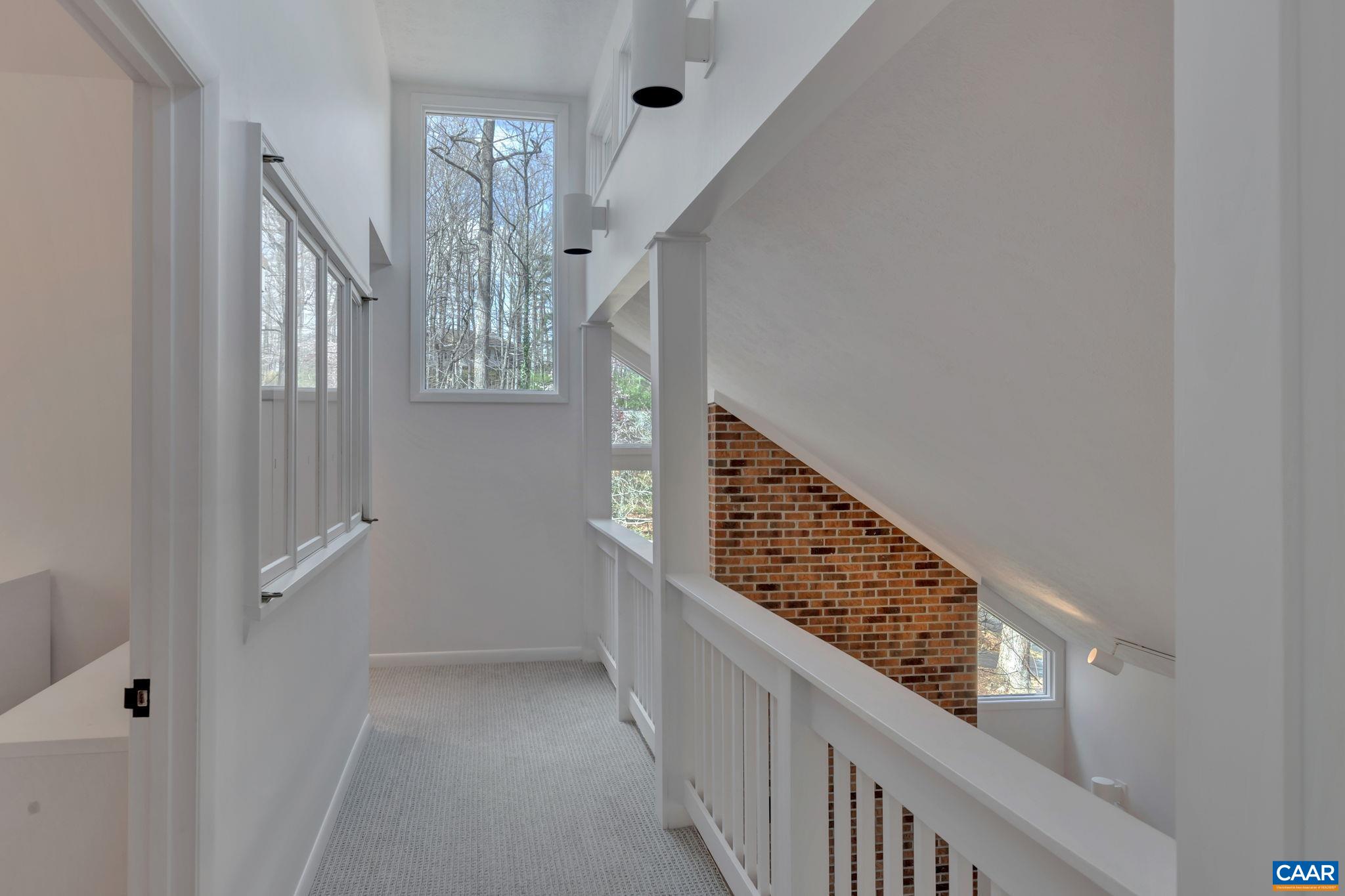 105 ROWLEDGE PL
