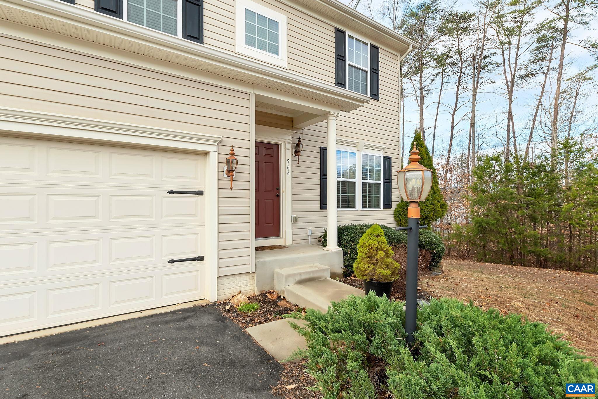 566 JUSTIN DR