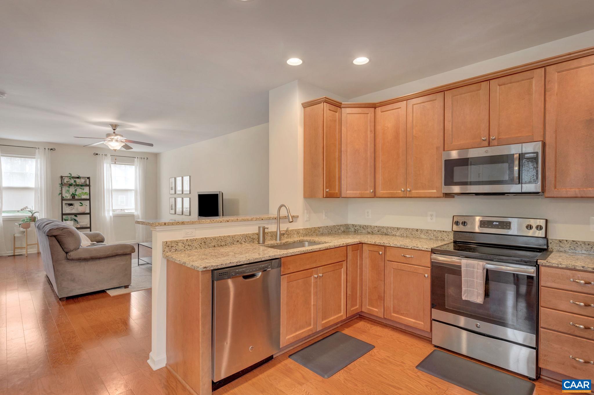 131 LONGWOOD DR