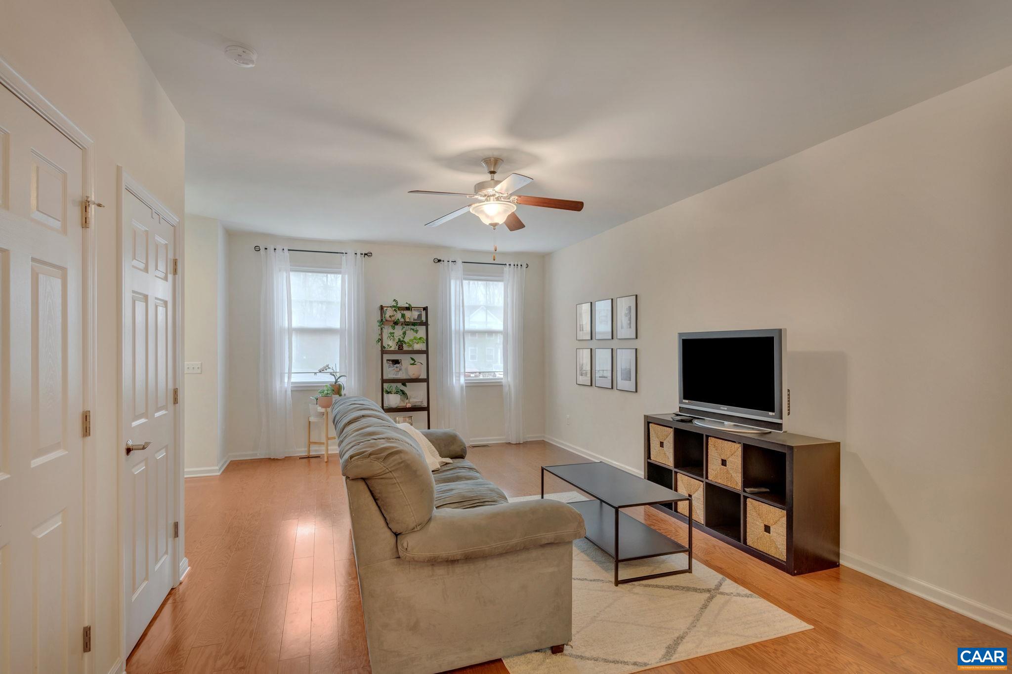 131 LONGWOOD DR