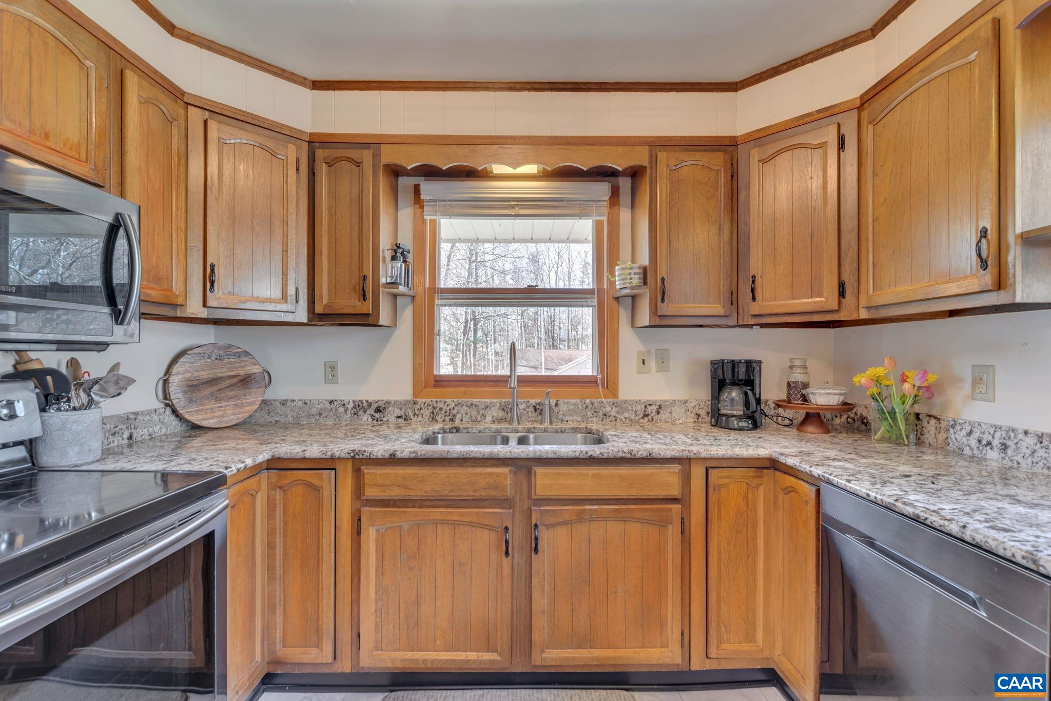 49 STONEWALL RD