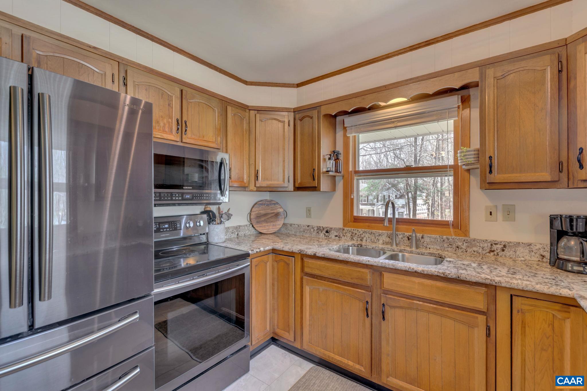 49 STONEWALL RD
