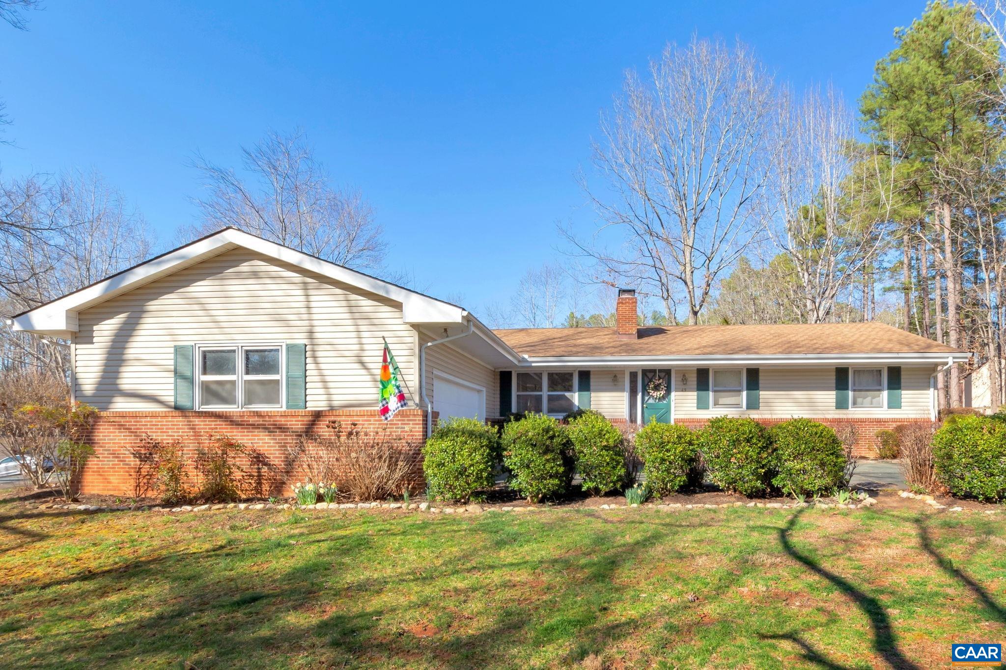 49 STONEWALL RD