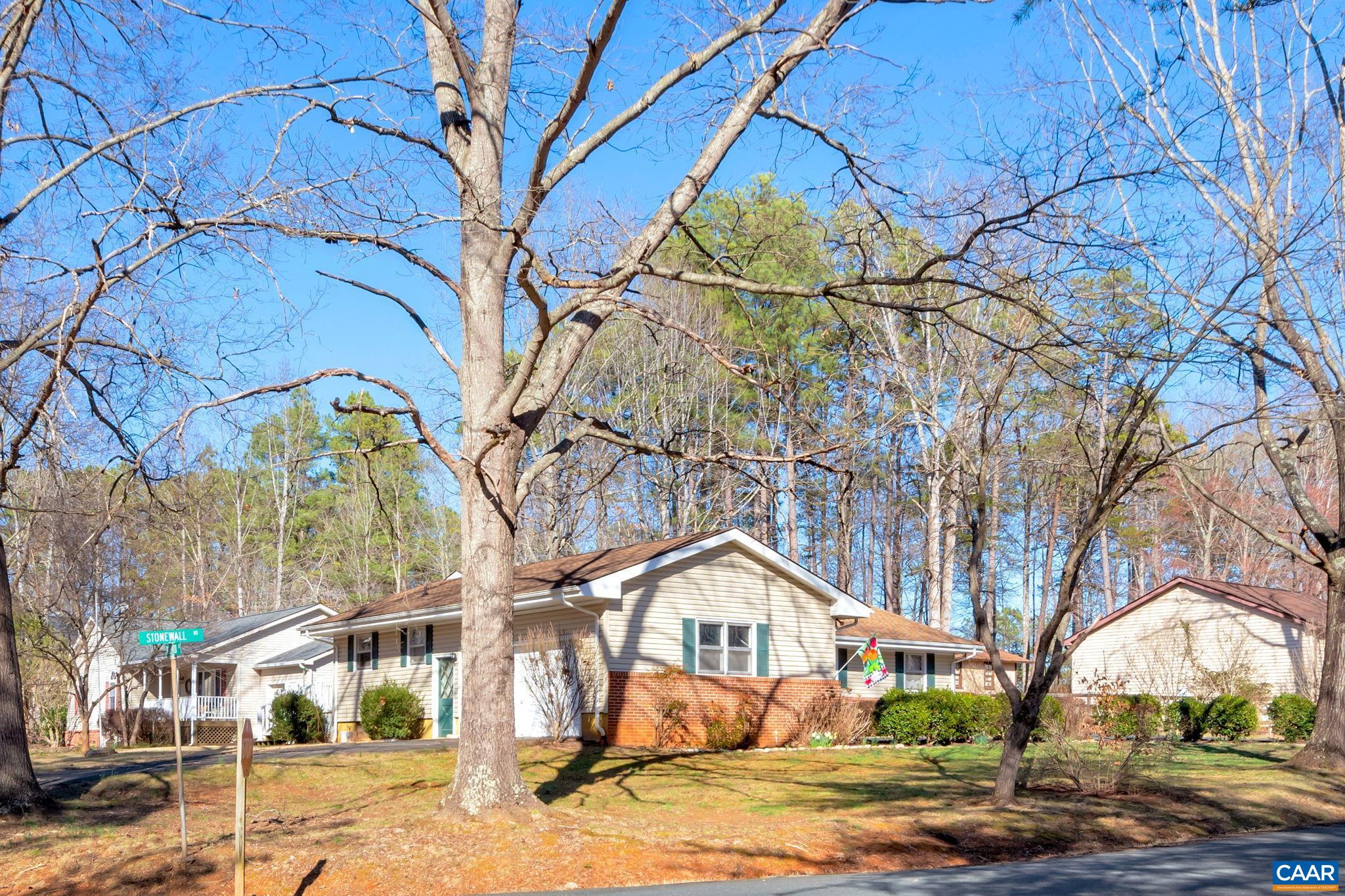 49 STONEWALL RD