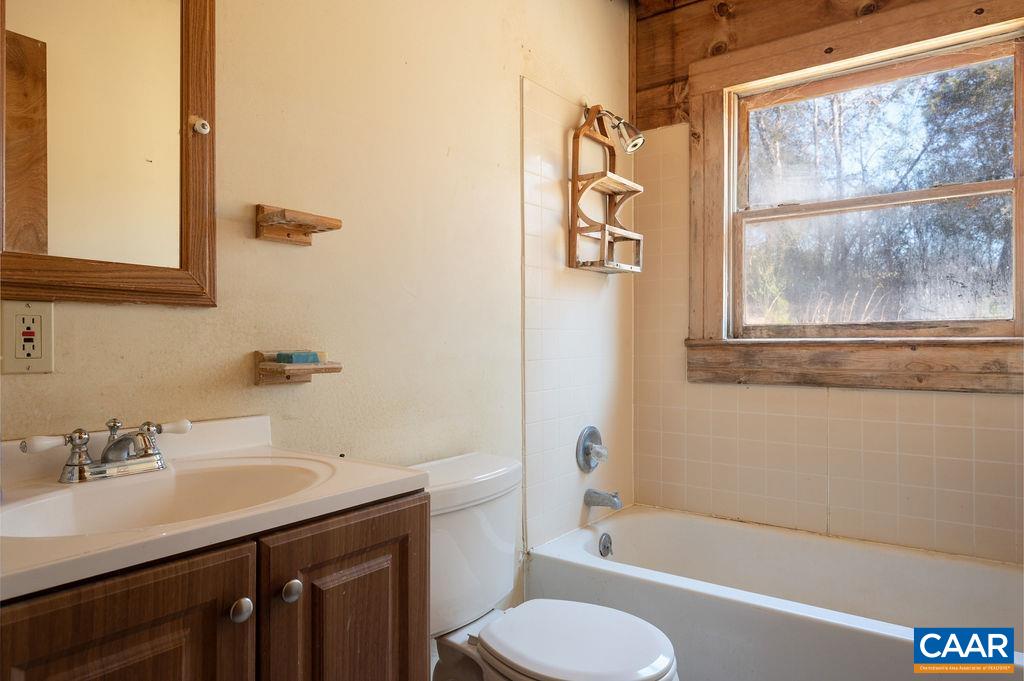 419 HOMESTEAD HLS