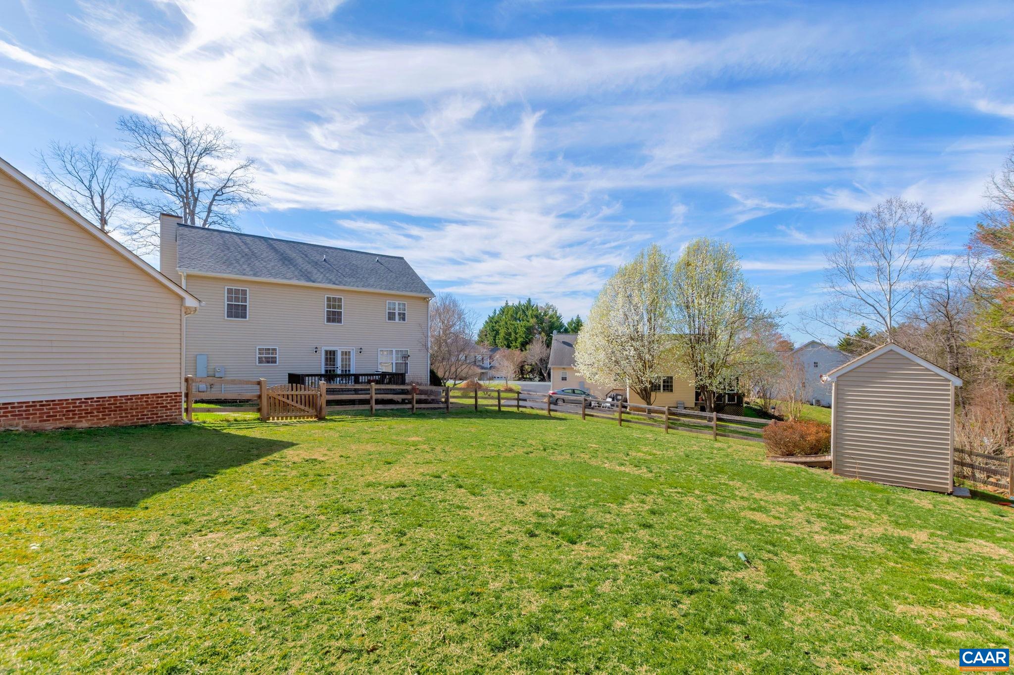 182 GOLDENROD CT