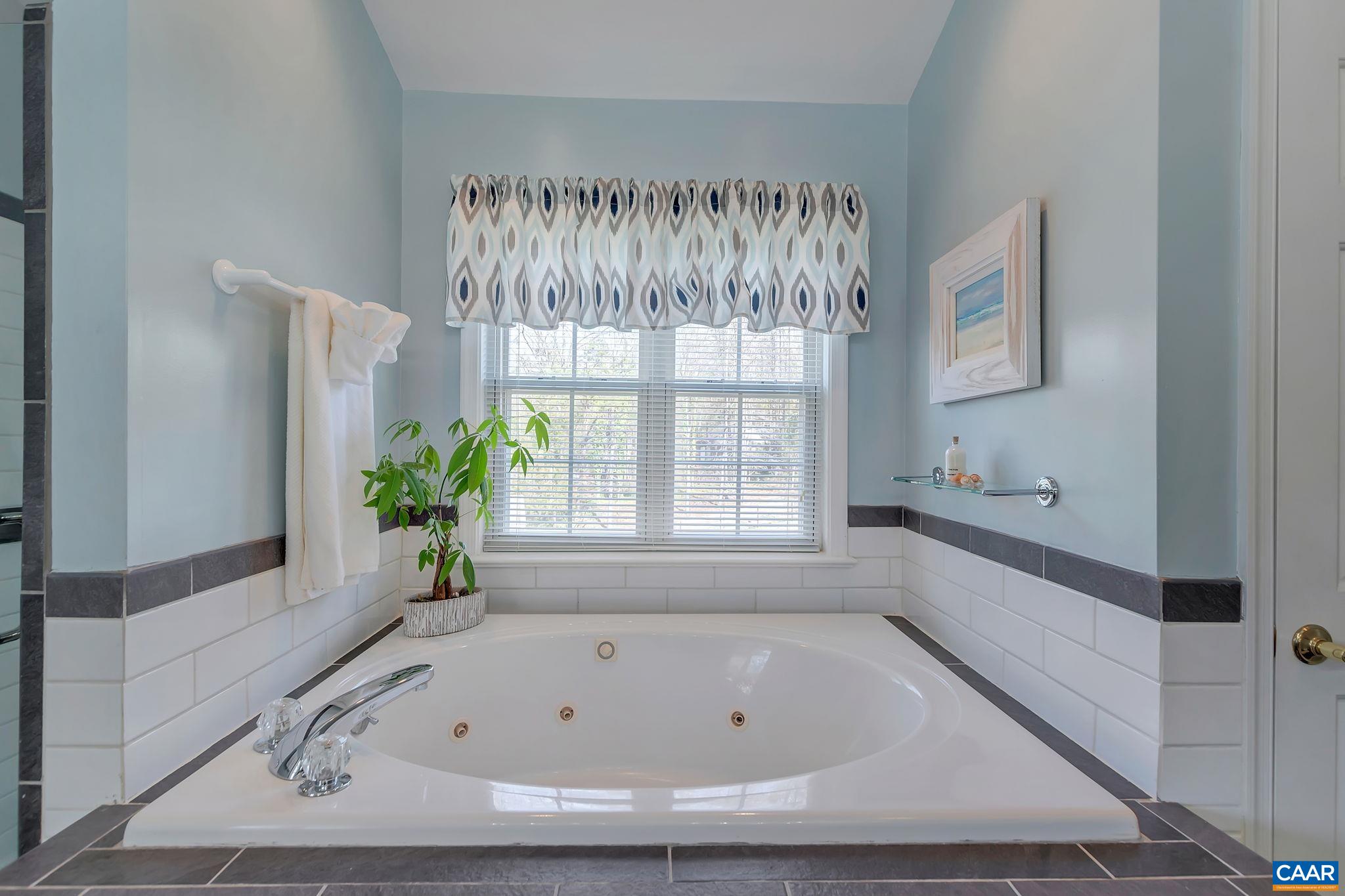 182 GOLDENROD CT